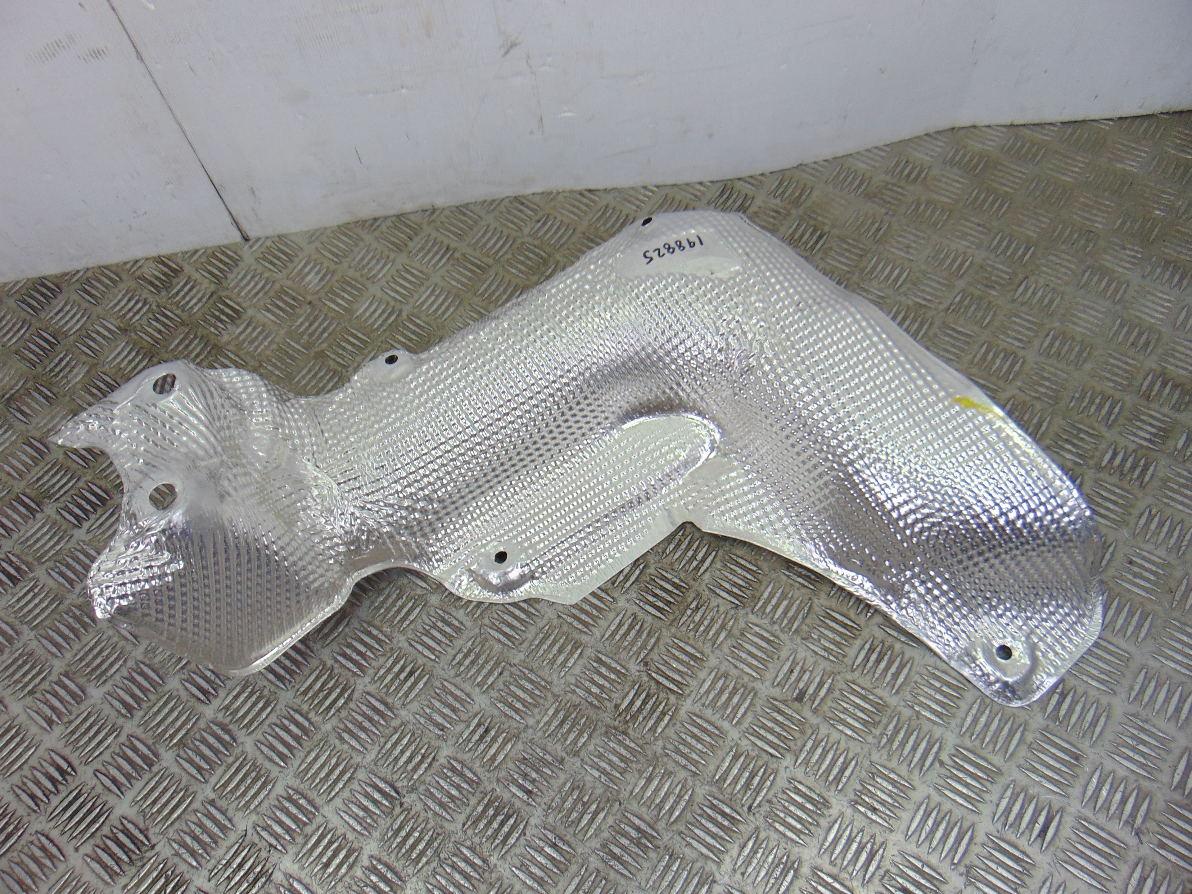 Deposito combustible, Peugeot 5008 Active 2017, 9814134880 nuevo 4
