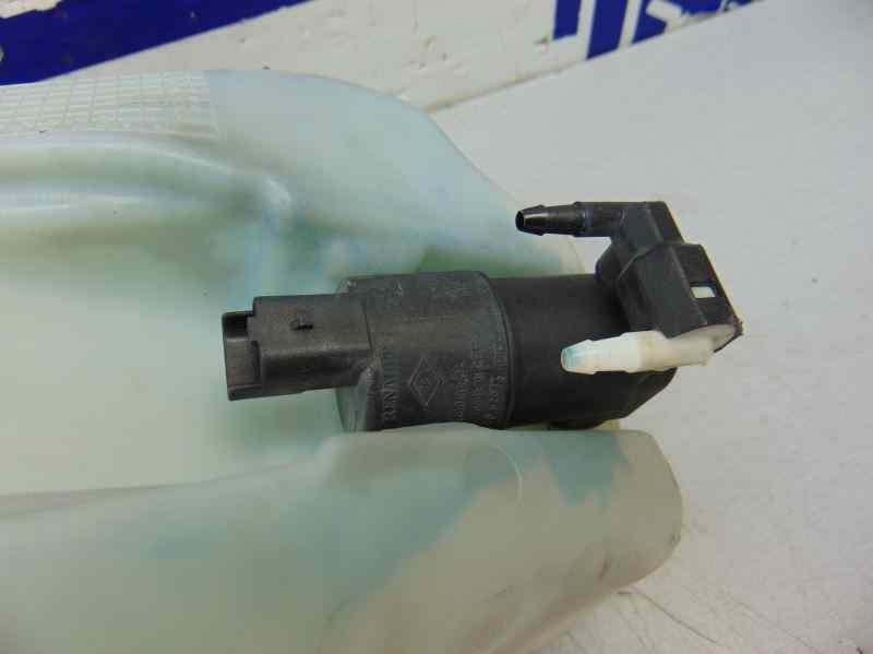 Deposito limpia, Citroen C3 1.4 HDI SX Plus 2002 usado 4