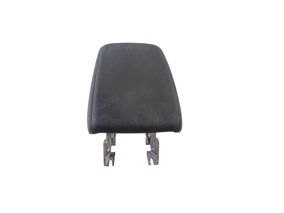 Apoyabrazos central, Audi Q3 (F3B) 35 TDI S line 2022, 83A864283 usado 4