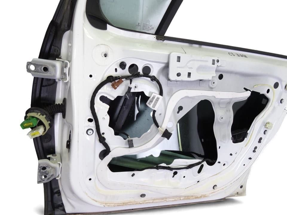 Puerta delantera derecha, Citroen C3 Live Edition 2016 usado 4
