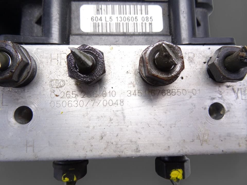 ABS, BMW Serie 5 Berlina (E60) 525xi 2005, 6768550 usado 4