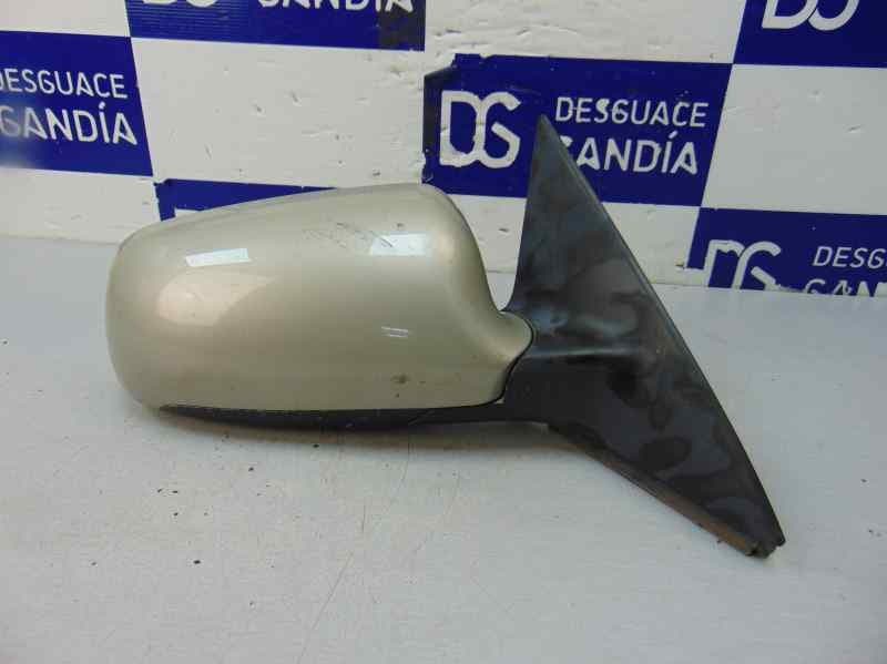 Retrovisor derecho, Audi A6 Berlina (4B2) 2.5 TDI 2002 usado 4