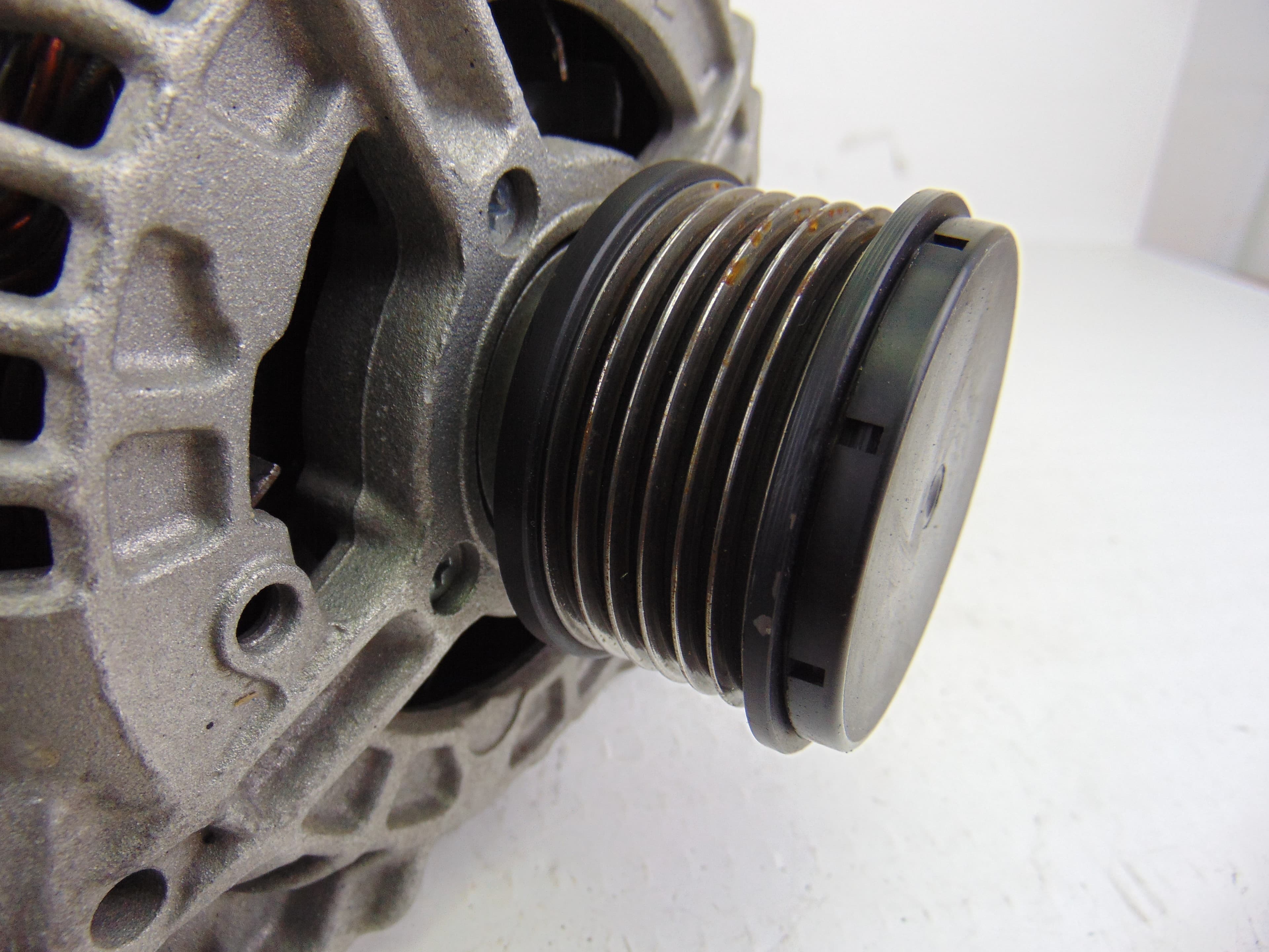 Alternador, Nissan Qashqai (J10) Acenta 2010 usado 4