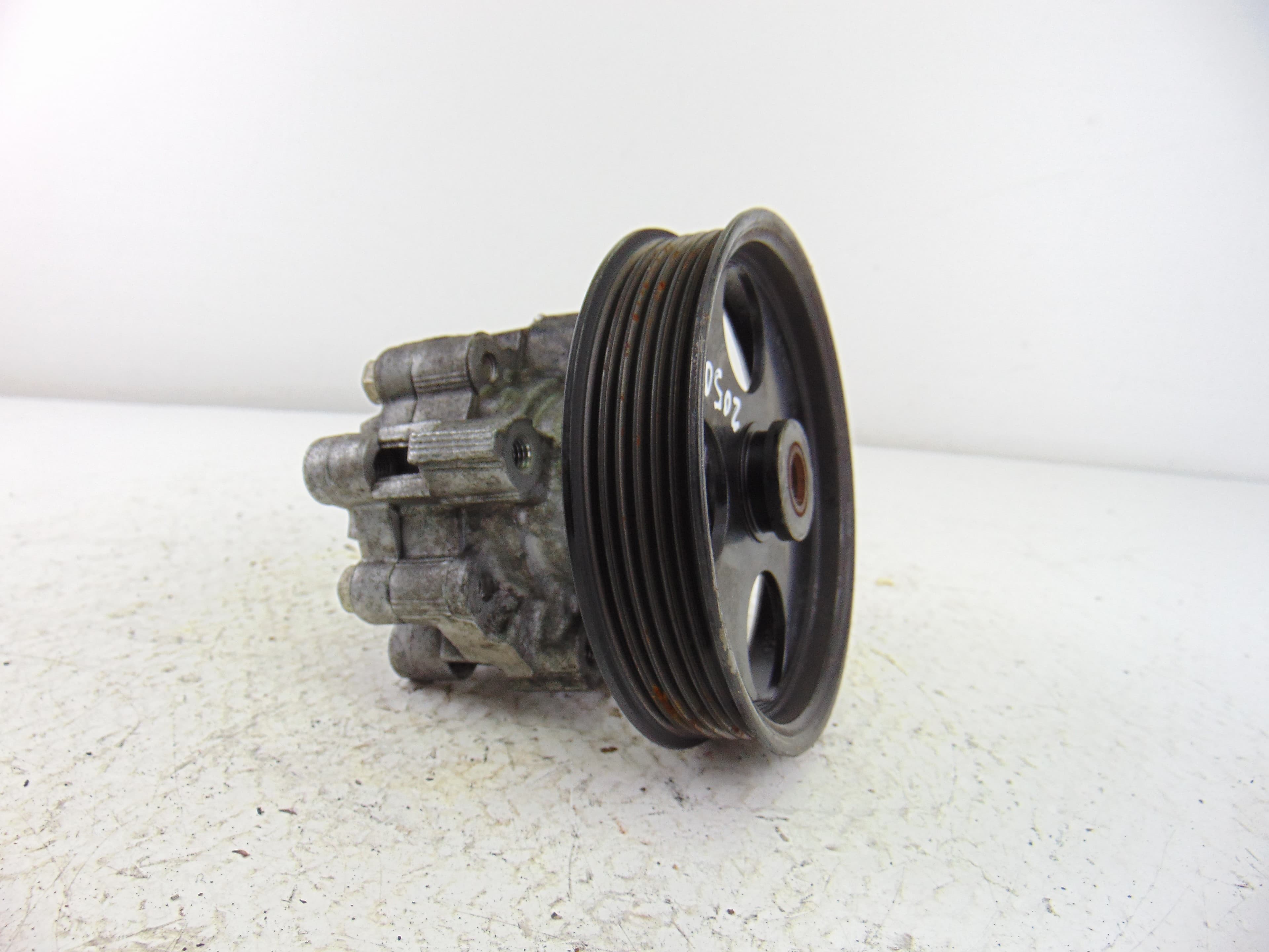 Bomba direccion, Opel Insignia Berlina Cosmo usado 4