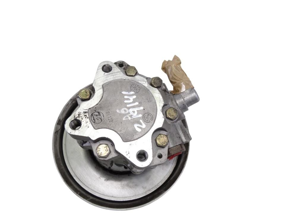 Bomba direccion, Audi A6 Berlina (4B2) 2.4 (121kW) 1997, 4B0145155E usado 4