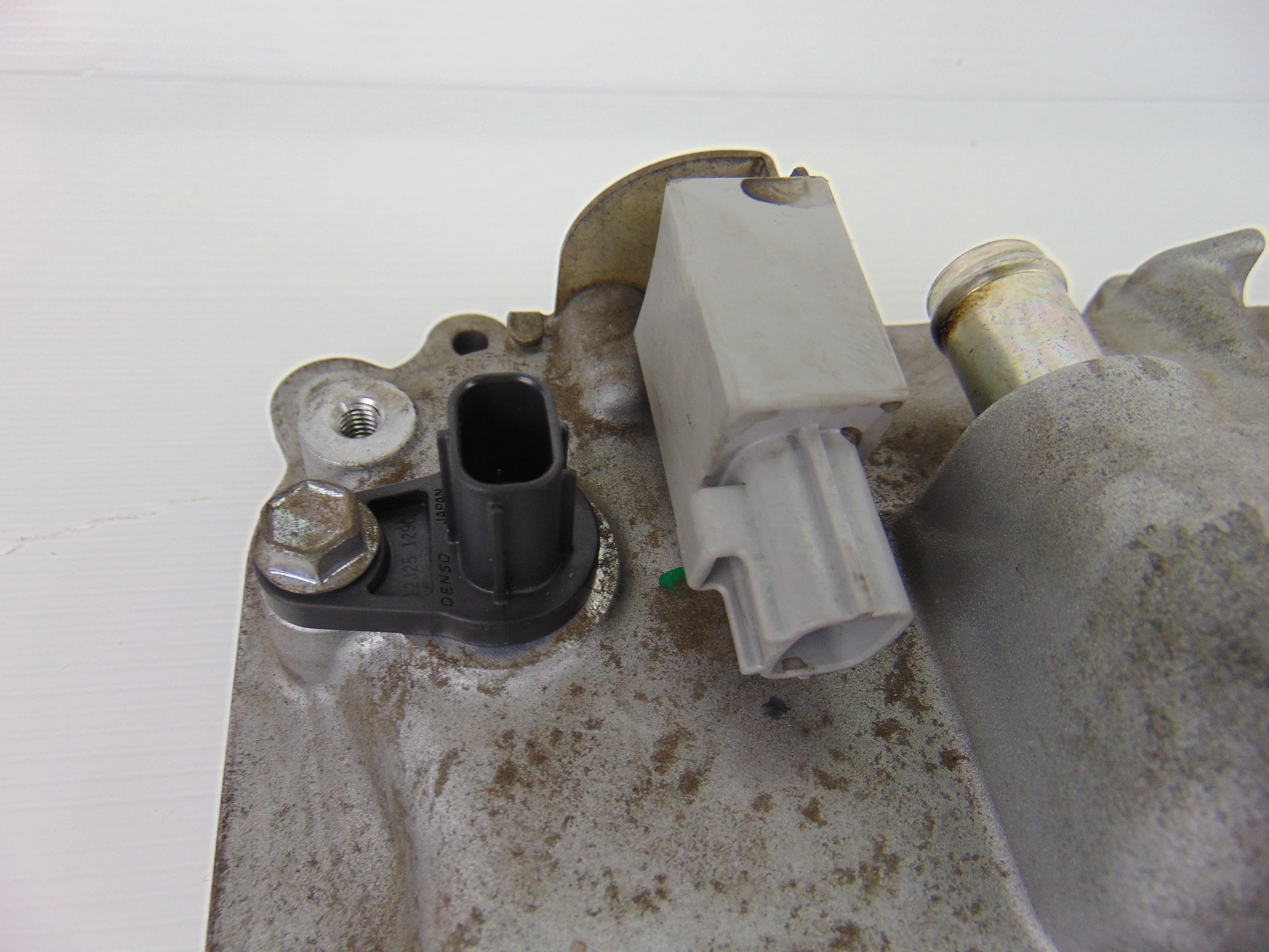 Tapa balancines, Toyota Auris (E15) Luna 2008 usado 4