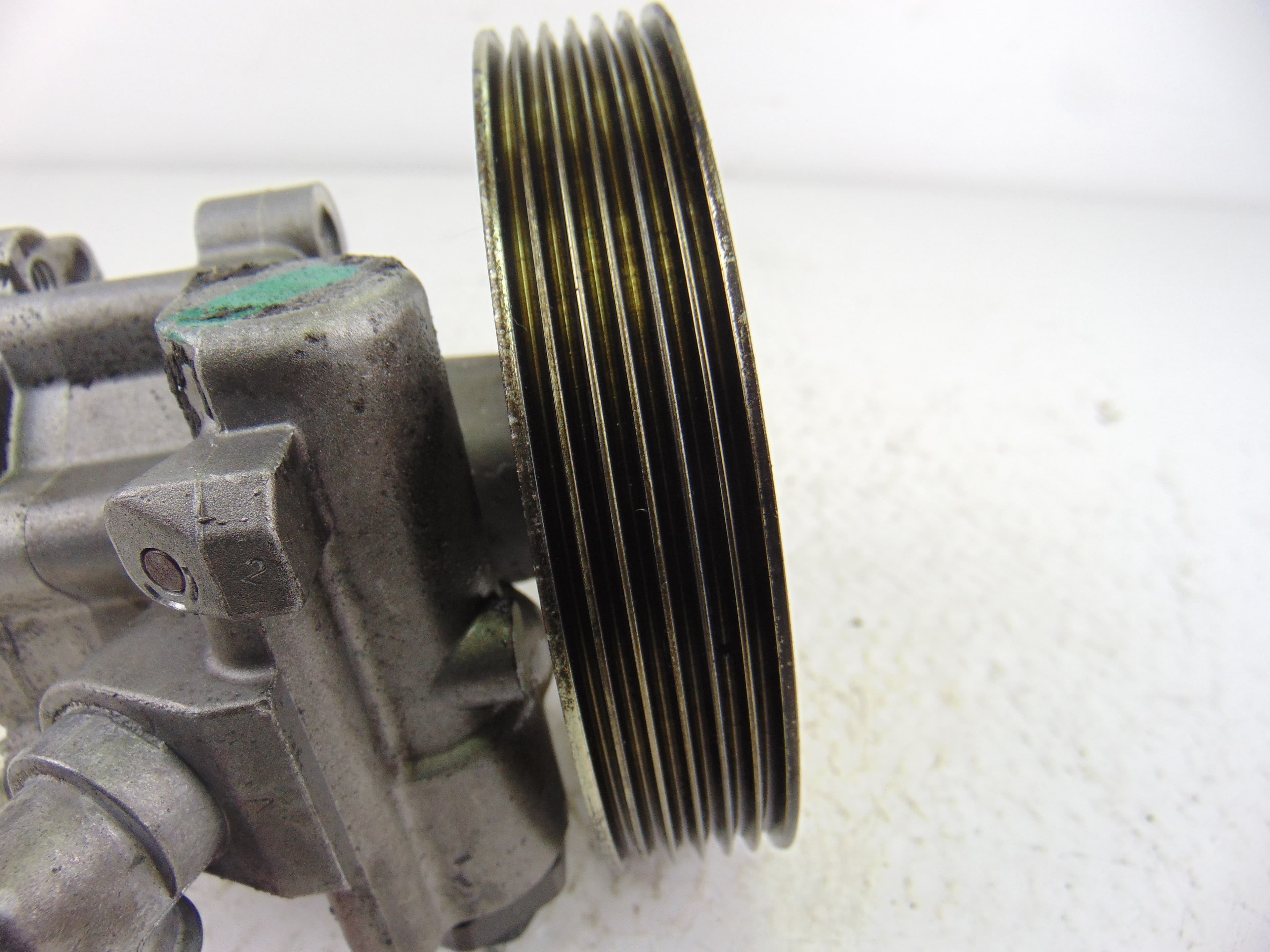 Bomba direccion, Citroen C5 Berlina 2.0 HDI SX 2002, 9636086680 usado 5
