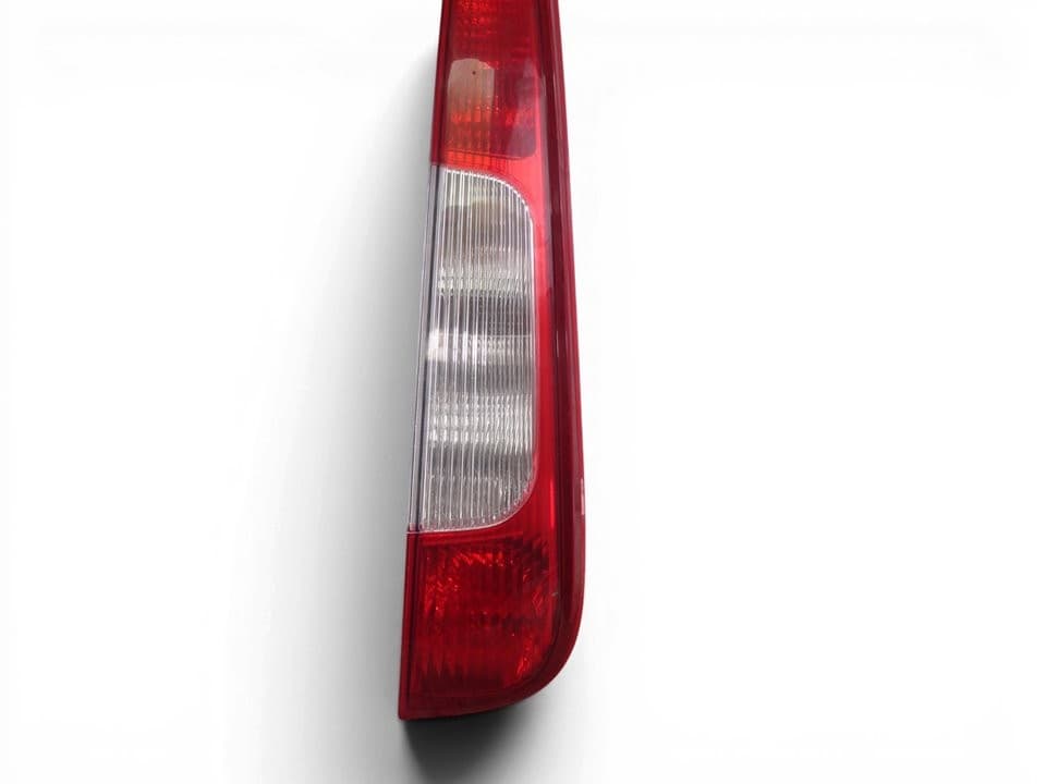 Piloto trasero derecho, Ford Focus C-max (Cap)(2003) Trend (D) 2005 usado 4