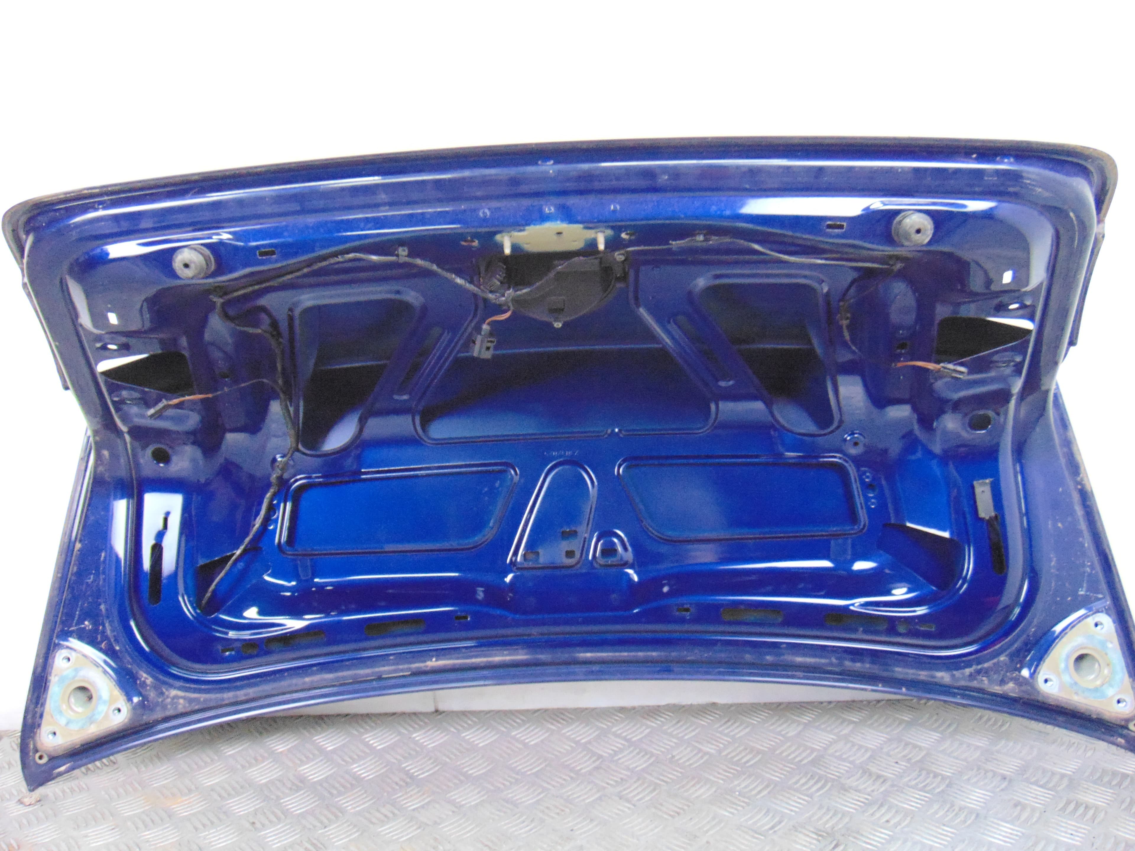 Tapa maletero, Volkswagen Passat Berlina (3C2) Advance 2005 usado 4