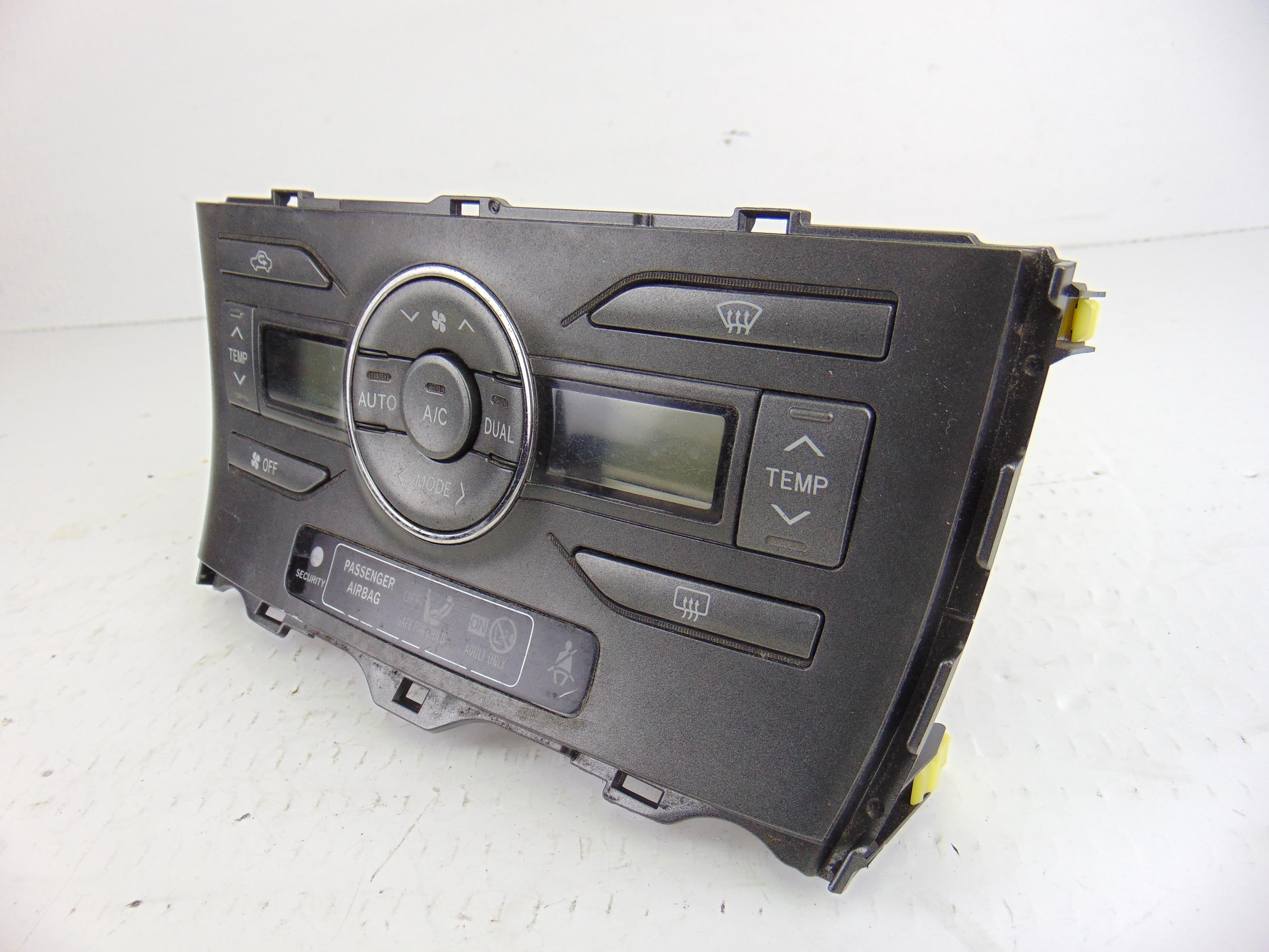 Mando climatizador, Toyota Auris (E15) Luna 2008, 55900-02220 usado 5