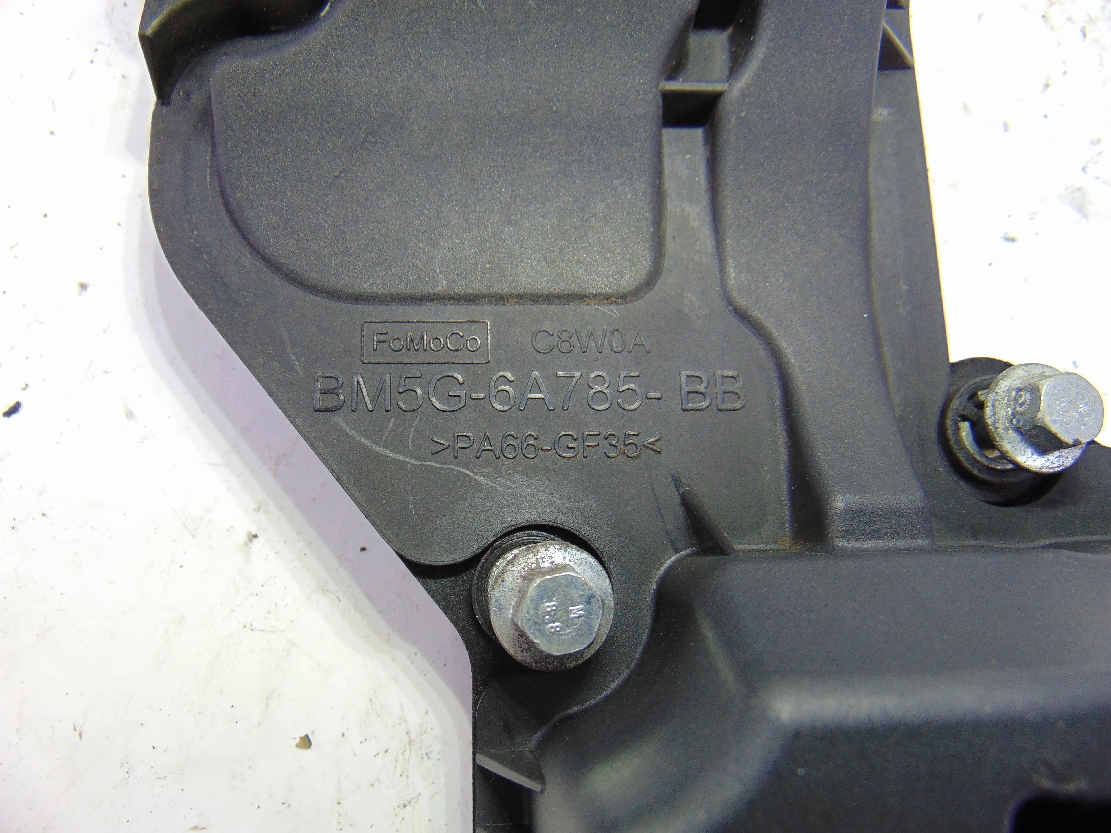 Carter, Ford Focus Berlina (CB8) Trend 2011, BM5G-6A785-BB usado 5