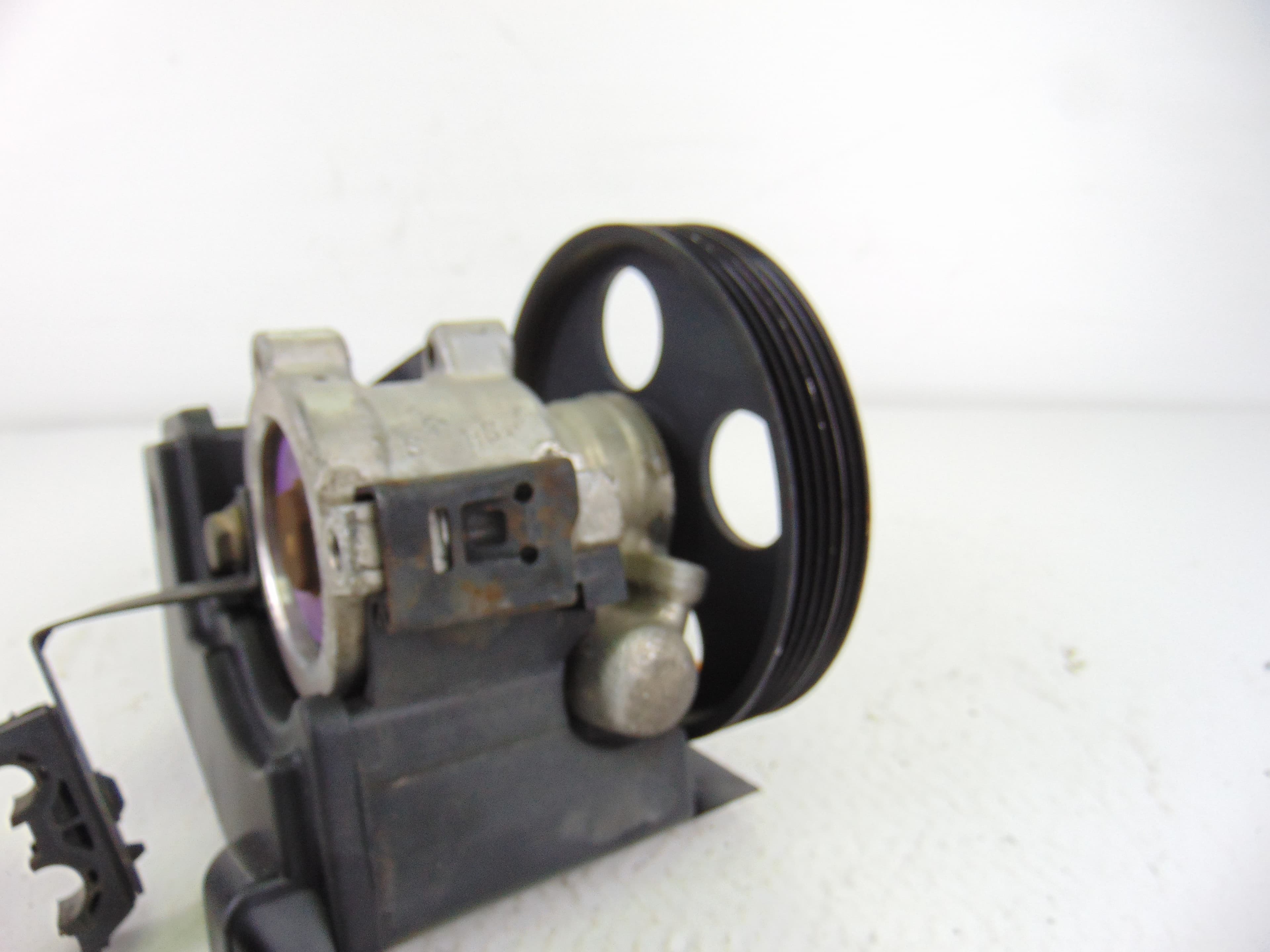 Bomba direccion, Peugeot 206 Xr 2000, 9631411580 usado 5