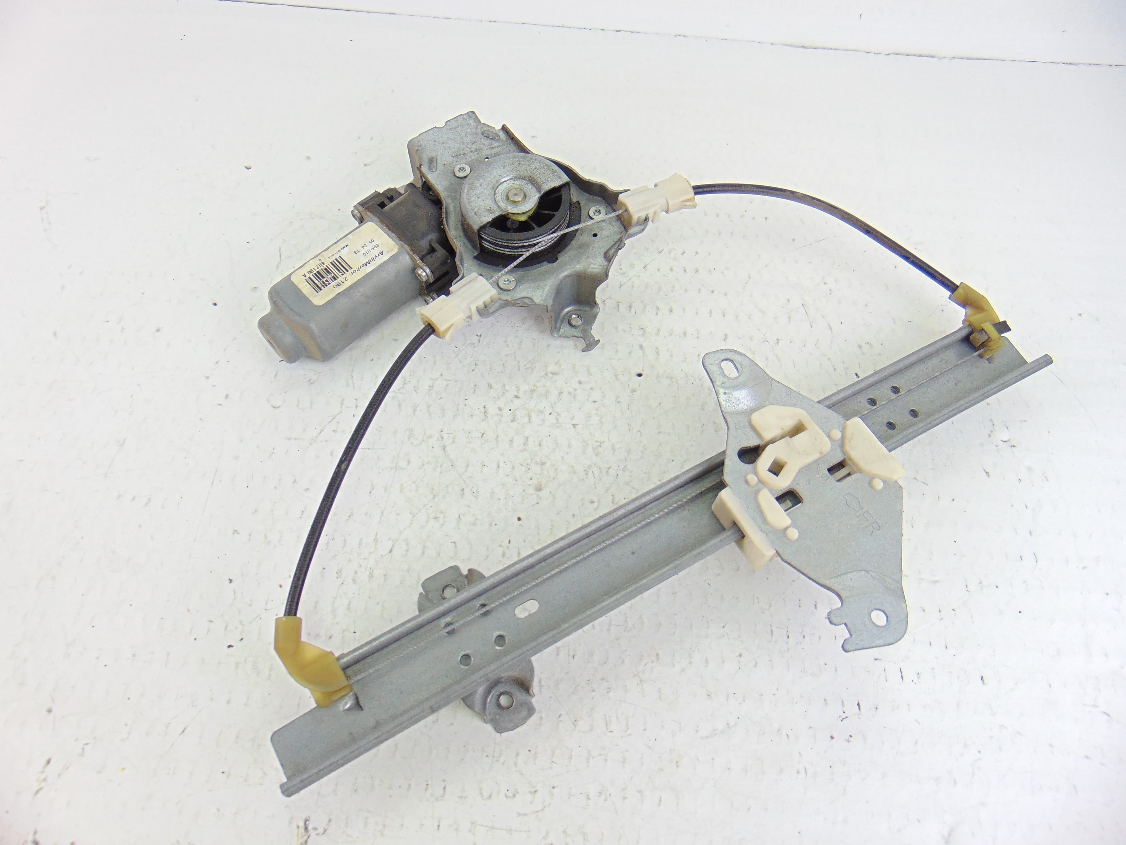 Elevalunas trasero derecho, Nissan Qashqai (J10) Acenta 2010 usado 5