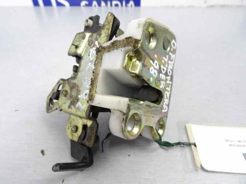 Cerradura puerta trasera derecha, Opel Frontera a Básico 1997 usado 5
