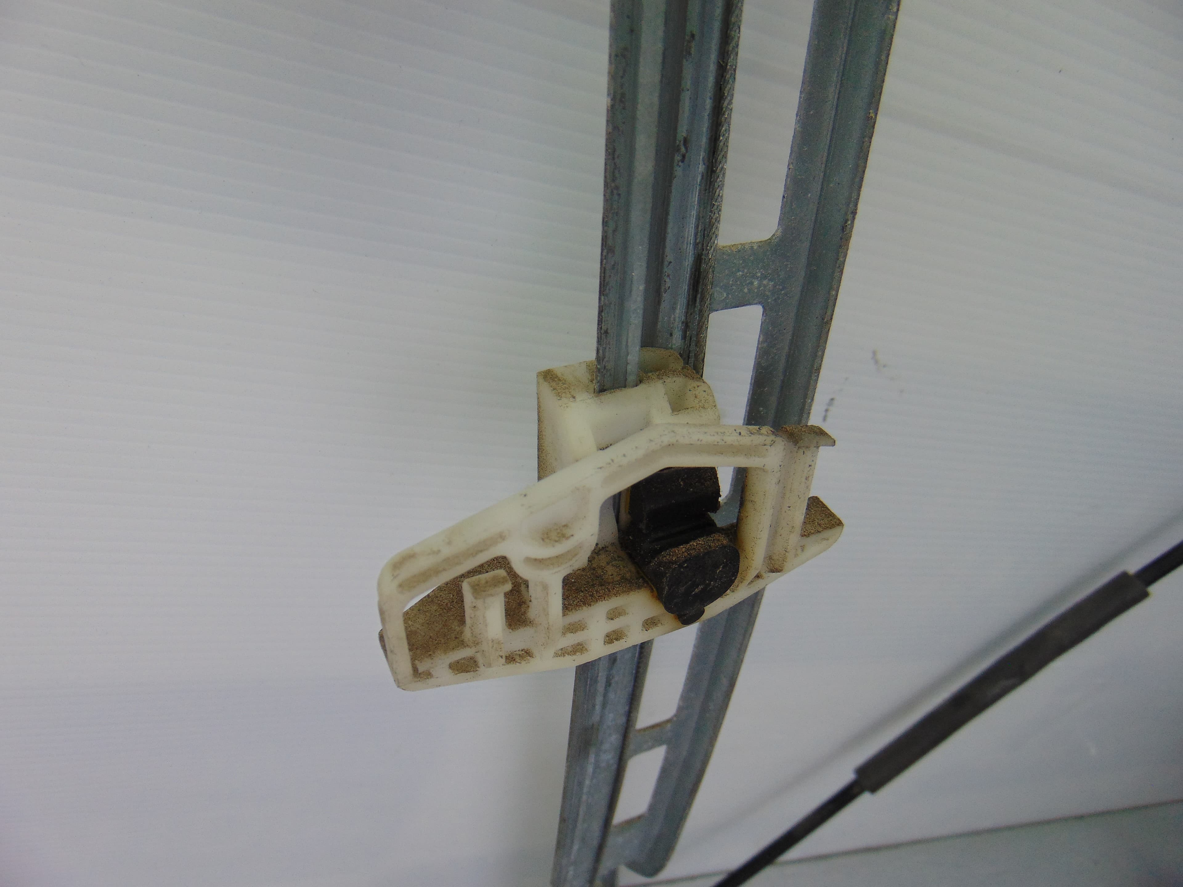 Elevalunas delantero derecho, Peugeot 206 Xr 1999 usado 5