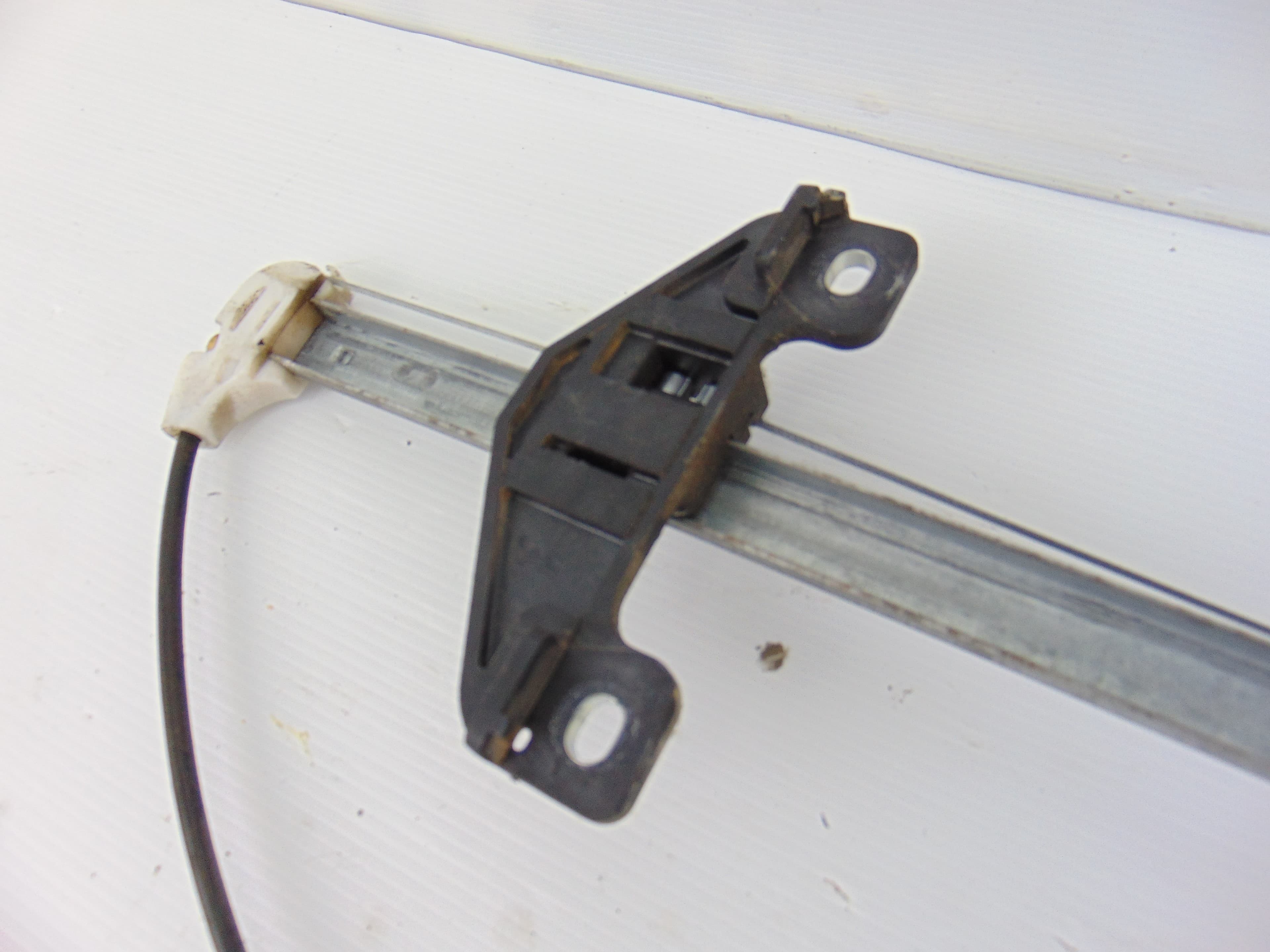 Elevalunas trasero derecho, Honda Cr-v (RD8) * 2005 usado 5