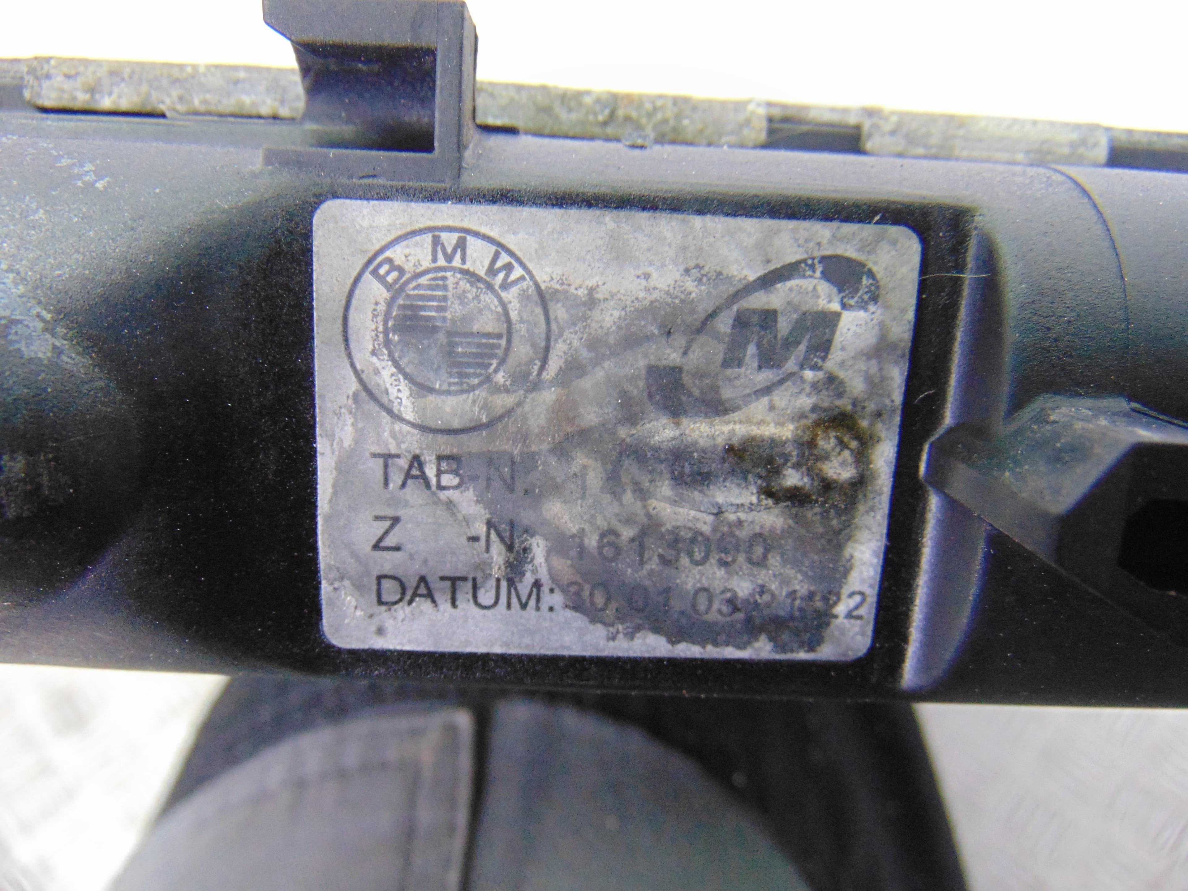 Radiador agua, BMW Serie 3 Berlina (E46) 330d 2003 usado 5
