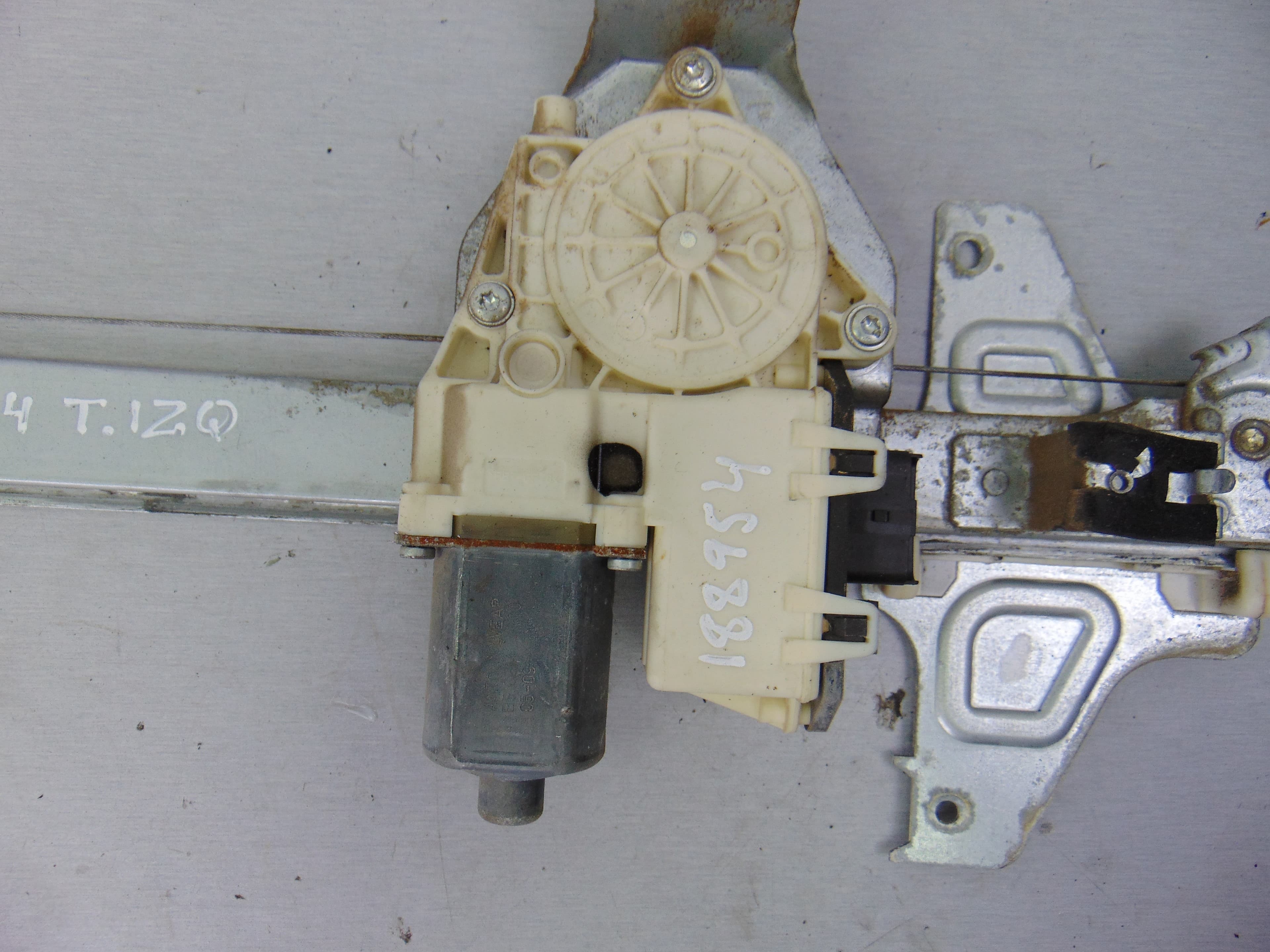 Elevalunas trasero izquierdo, Citroen C4 Berlina Sx 2005 usado 5
