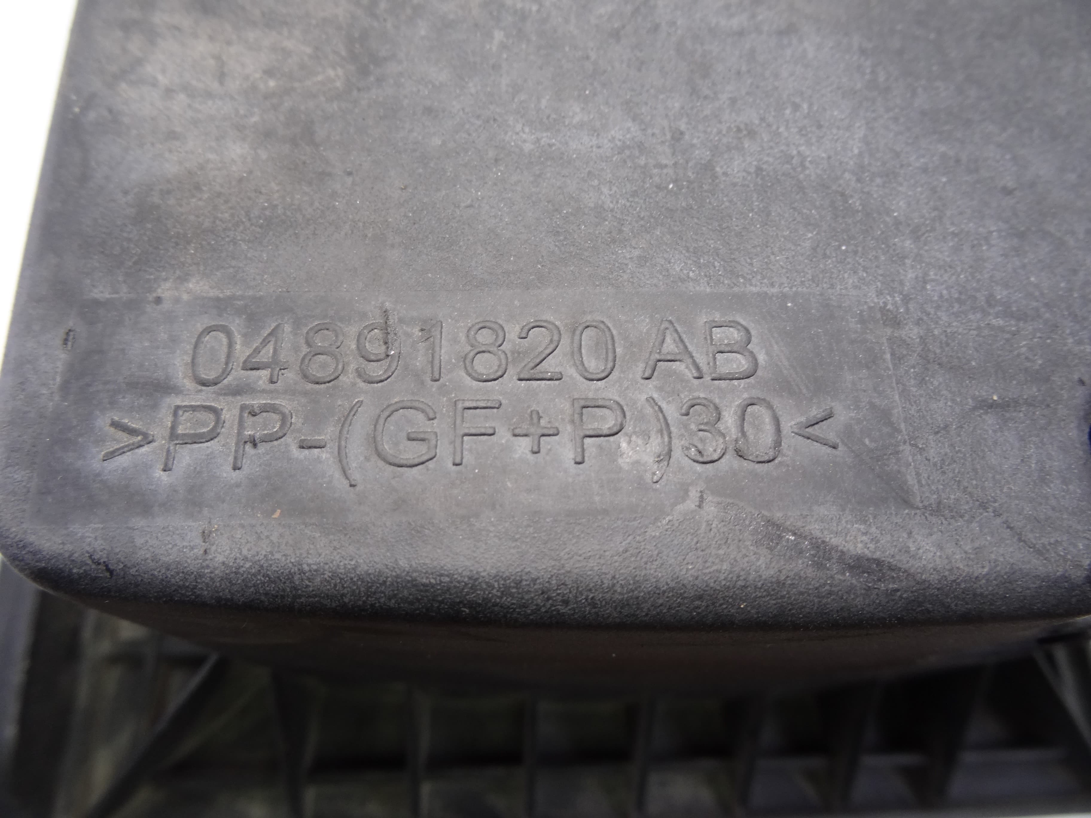 Filtro aire, Dodge Caliber (Pm) S 2007, 04891820AB usado 5