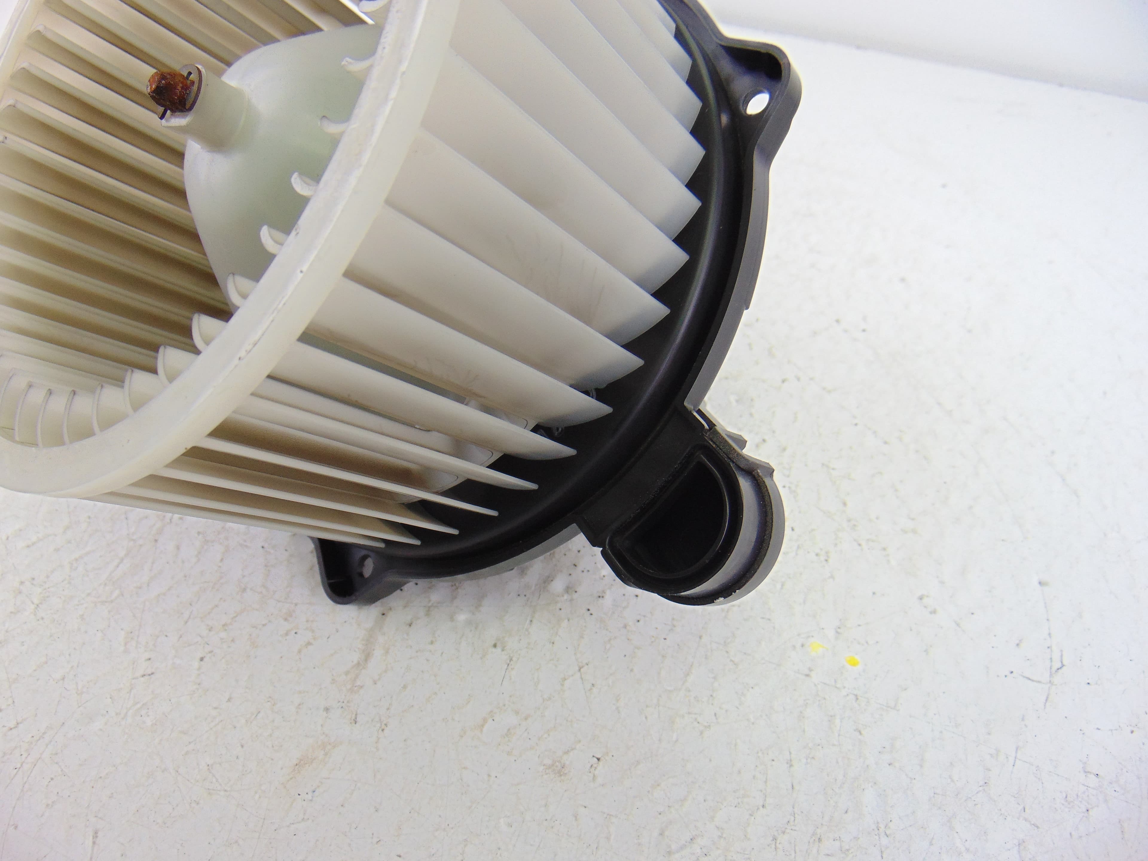Motor calefaccion, Kia Ceed (Jd) Concept 2012 usado 5