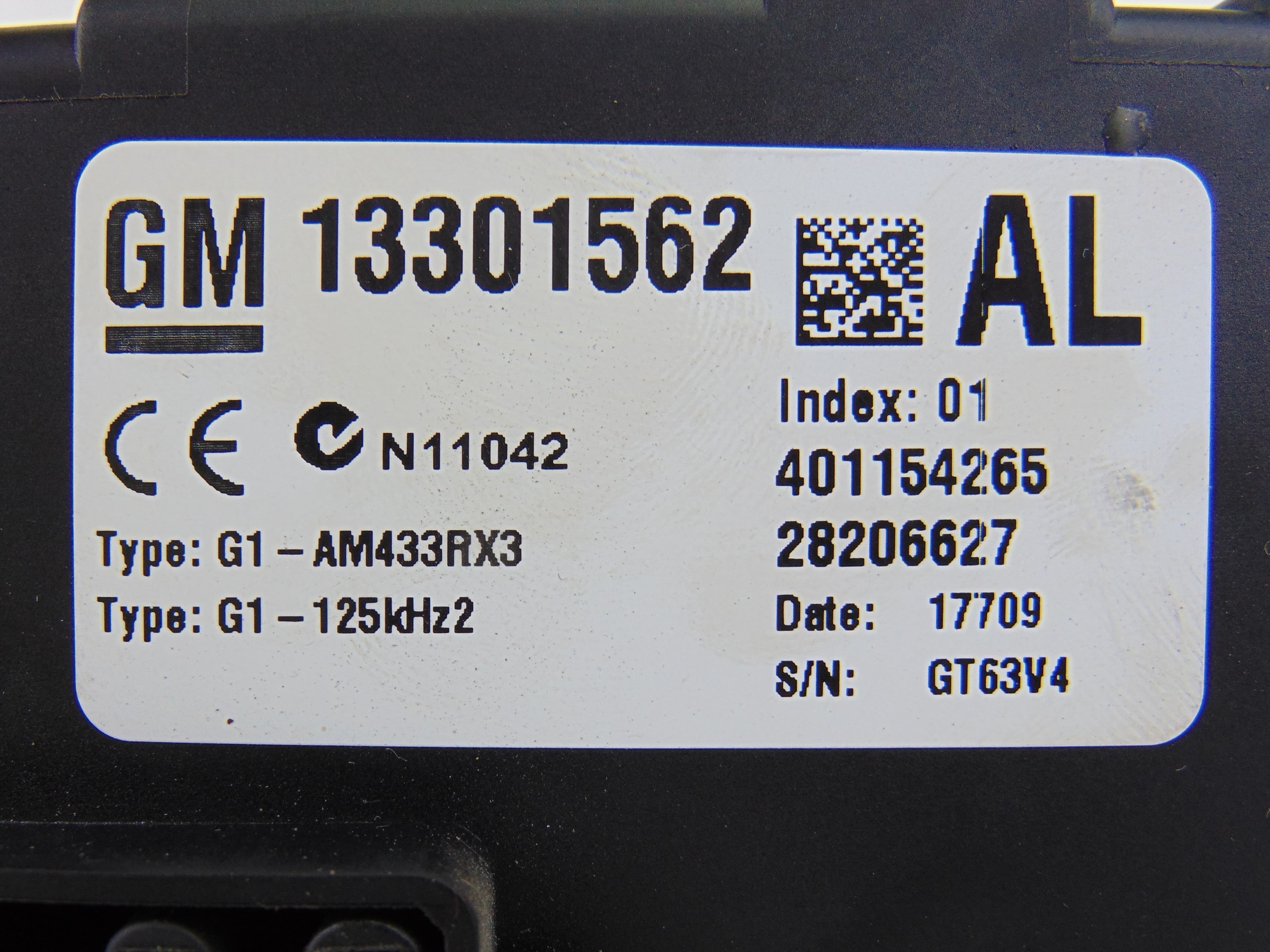 Caja reles / fusibles, Opel Corsa D Cosmo 2009, 13301562 usado 5