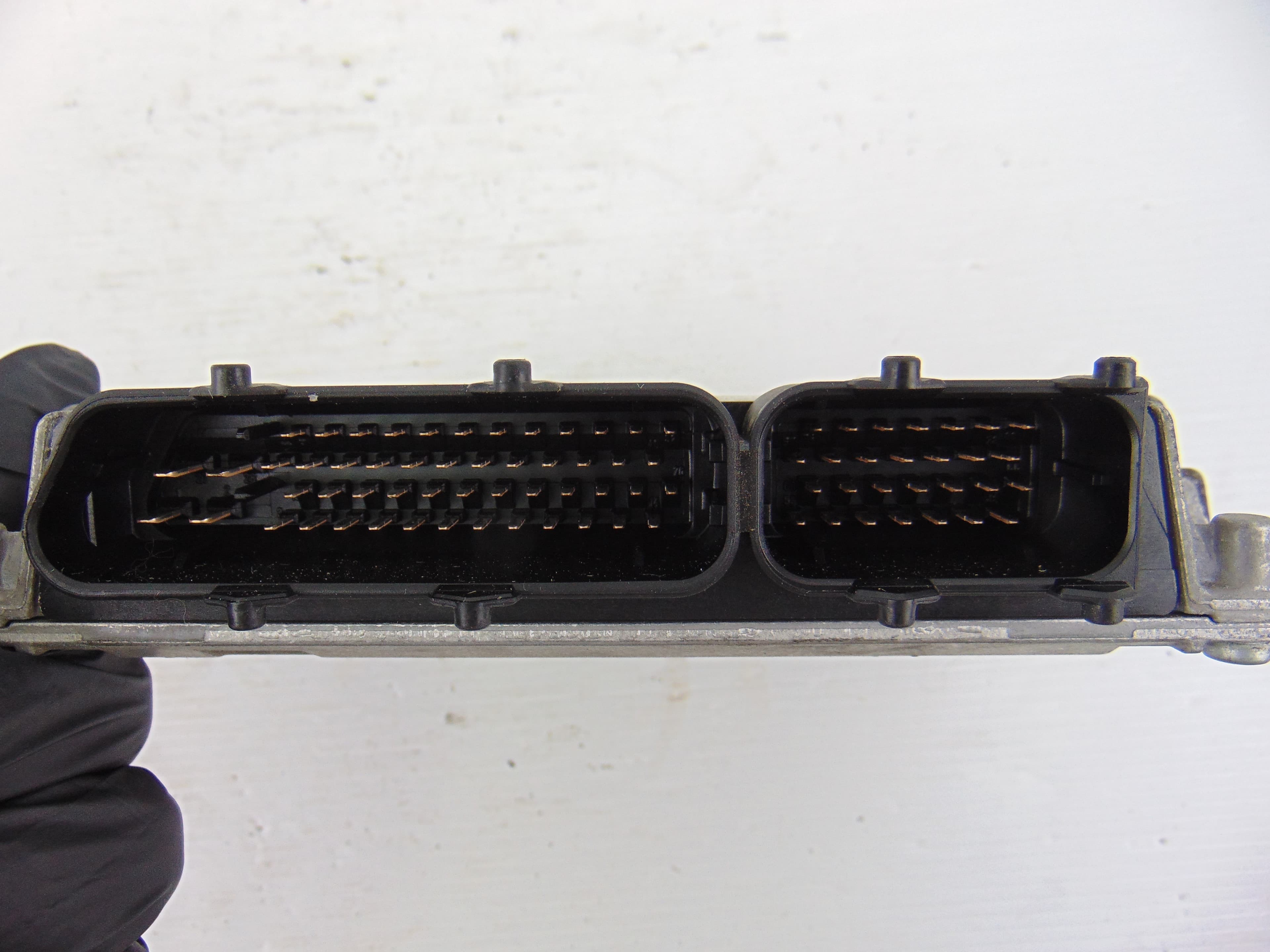 Centralita motor uce, Skoda Fabia (5J2) Active 2009, 03D906023N usado 5