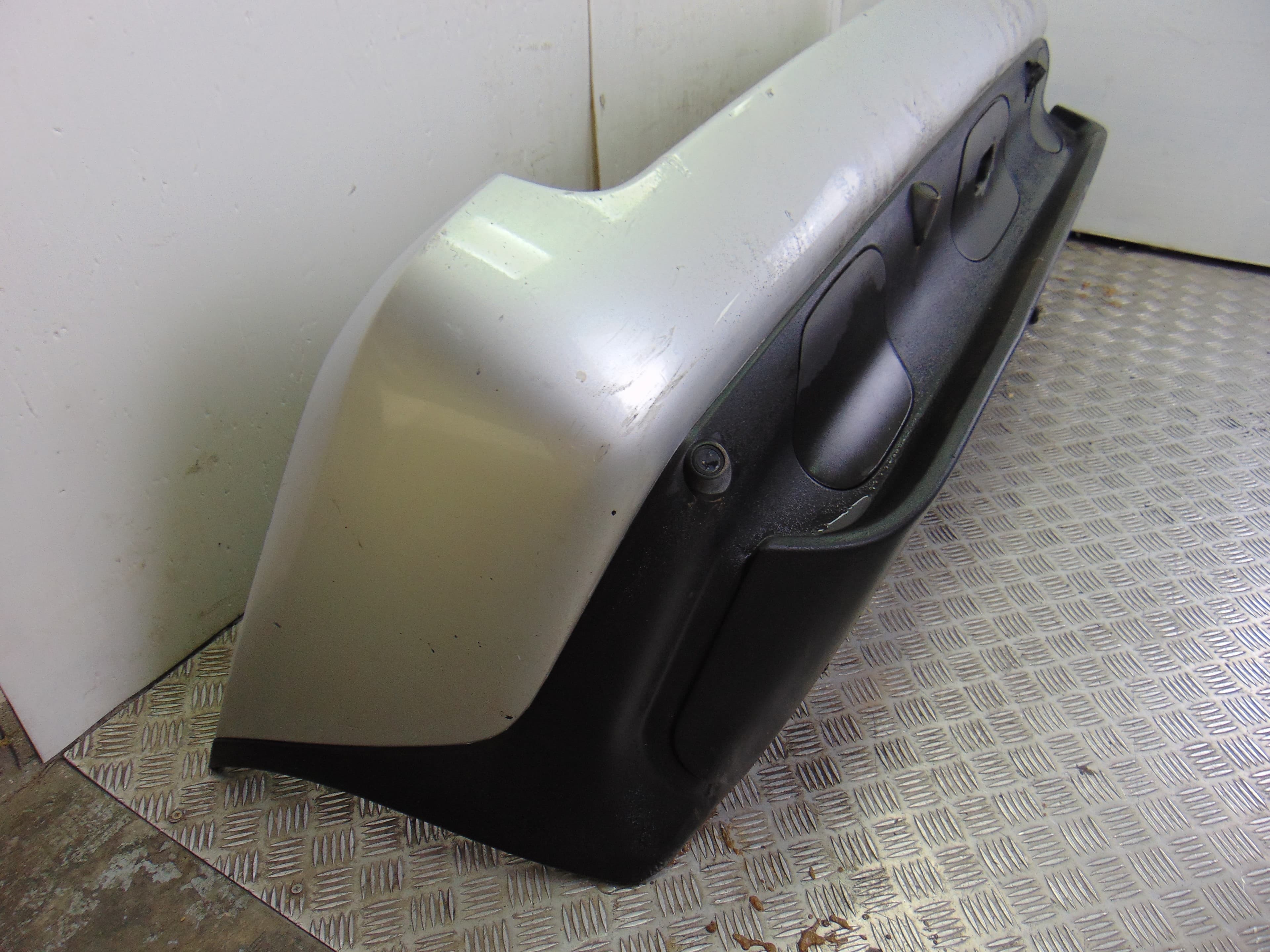 Paragolpes trasero, BMW Serie X5 (E53) 3.0d 2002 usado 5