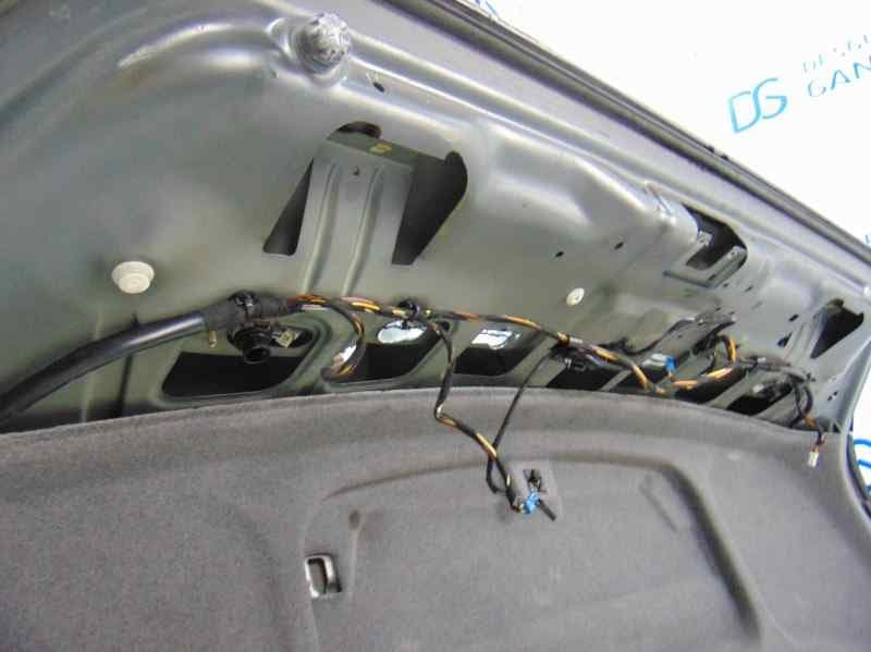 Tapa maletero, BMW Serie 7 (E65/E66) 730d 2008 usado 5