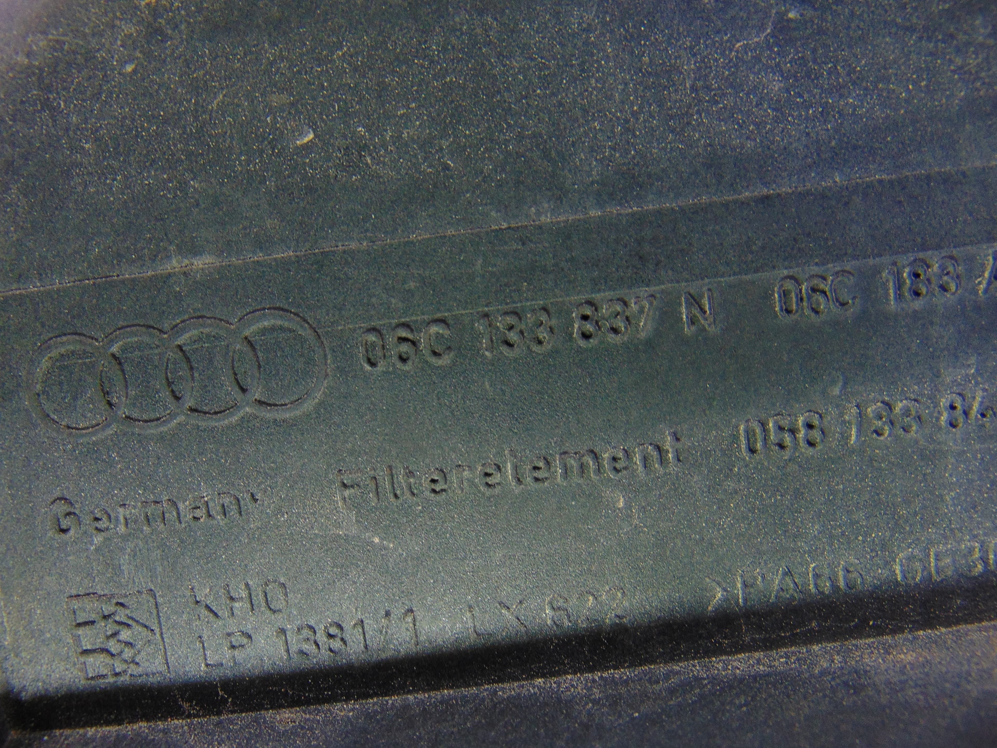 Filtro aire, Audi A6 Avant (4B5) 3.0 2002, 06C133837N usado 5