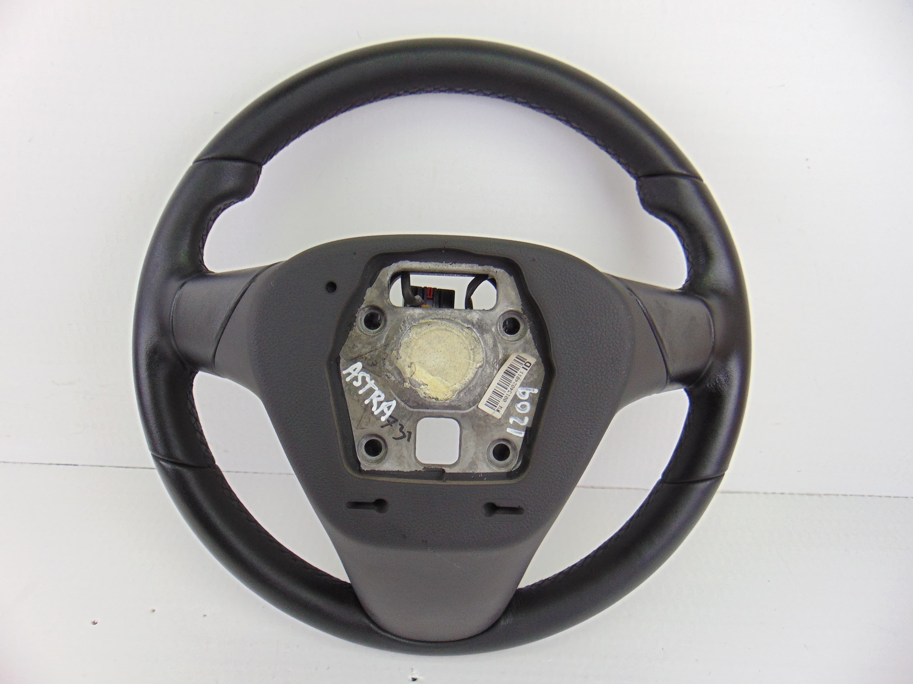 Volante, Opel Astra J Sports Tourer Sport 2010 usado 5