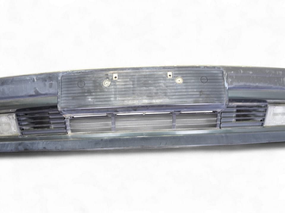 Paragolpes delantero, BMW Serie 7 (E32) 735i 1990 usado 5