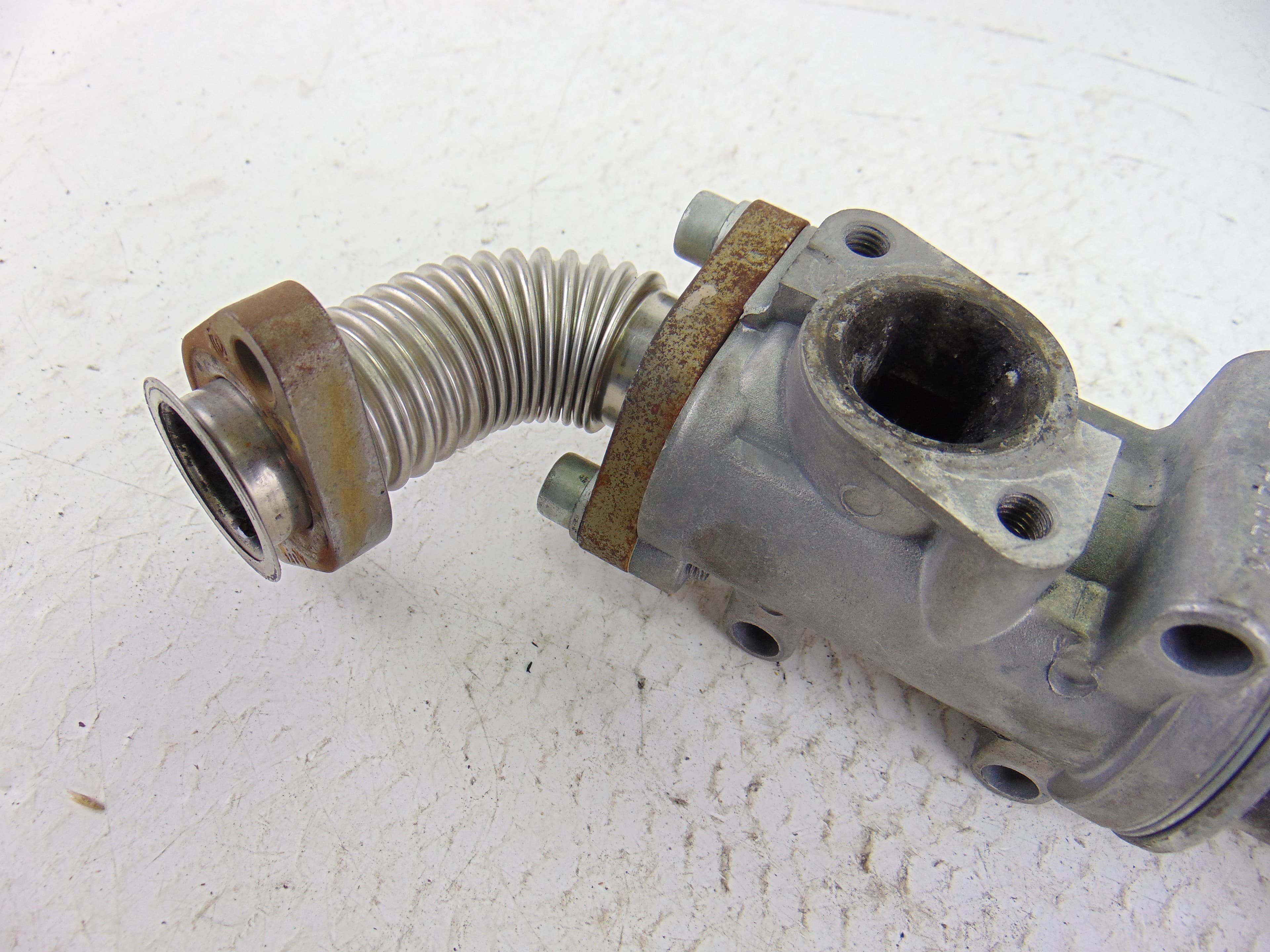 Valvula EGR, Opel Vectra C Berlina Comfort 2005 usado 5