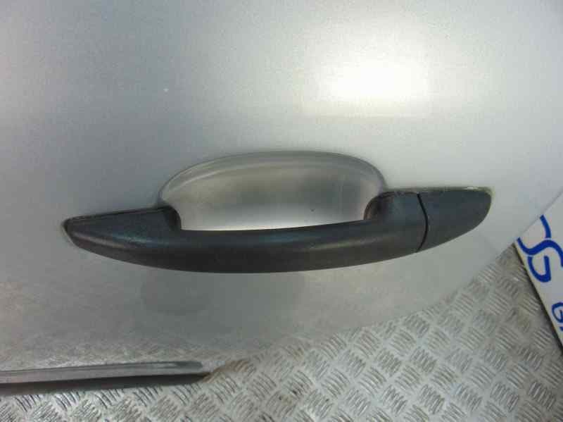 Puerta trasera izquierda, Citroen C4 Berlina Collection 2006 usado 5