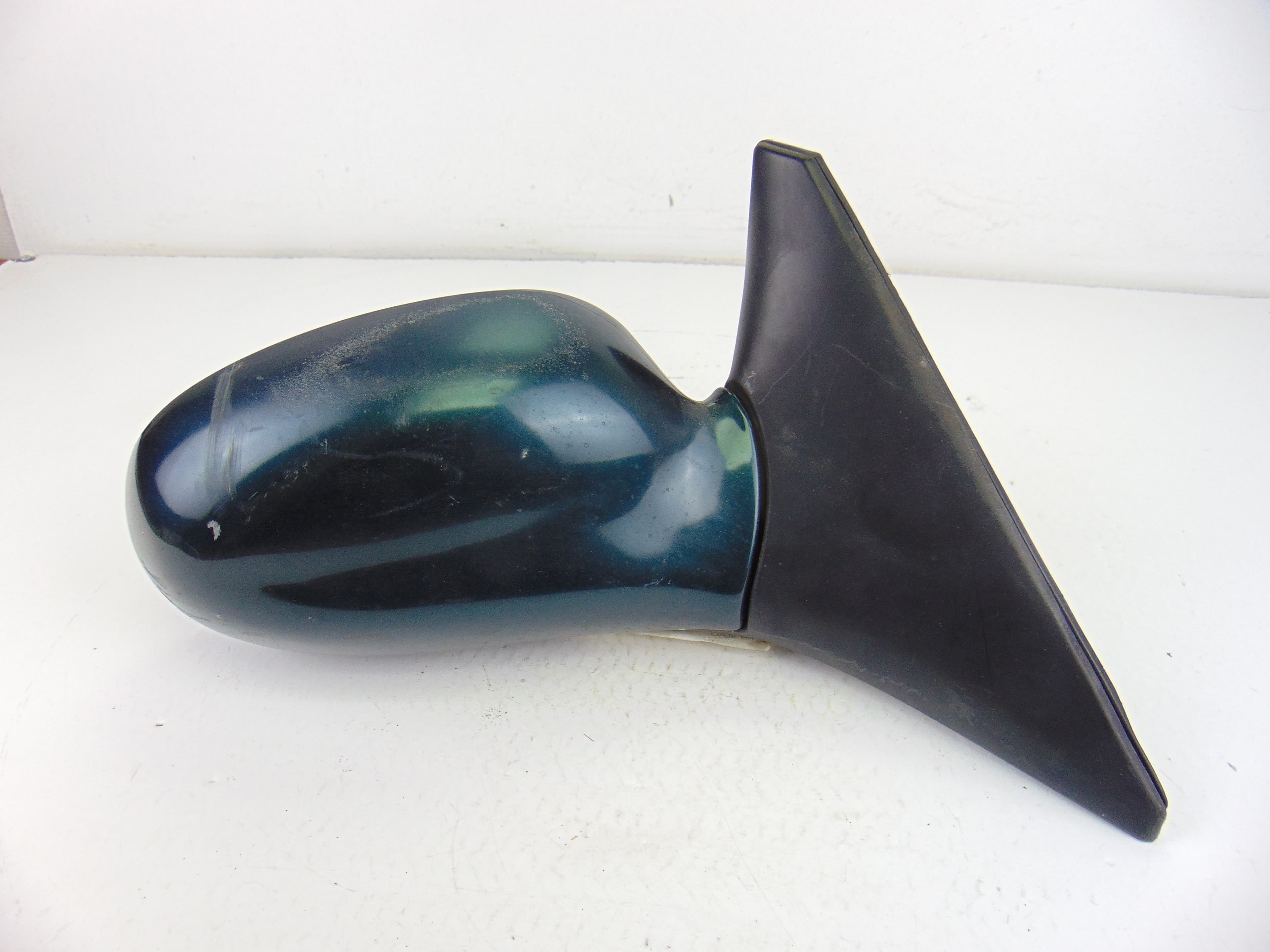 Retrovisor derecho, Kia Shuma 1.5 Comfort 5 Berlina 1999 usado 5