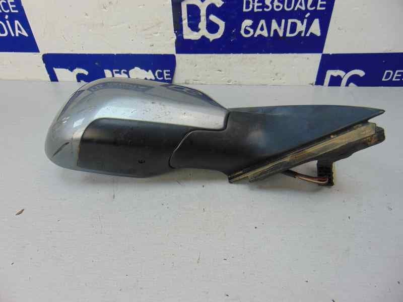 Retrovisor derecho, Audi A6 Berlina (4B2) 2.8 Quattro 2000 usado 5