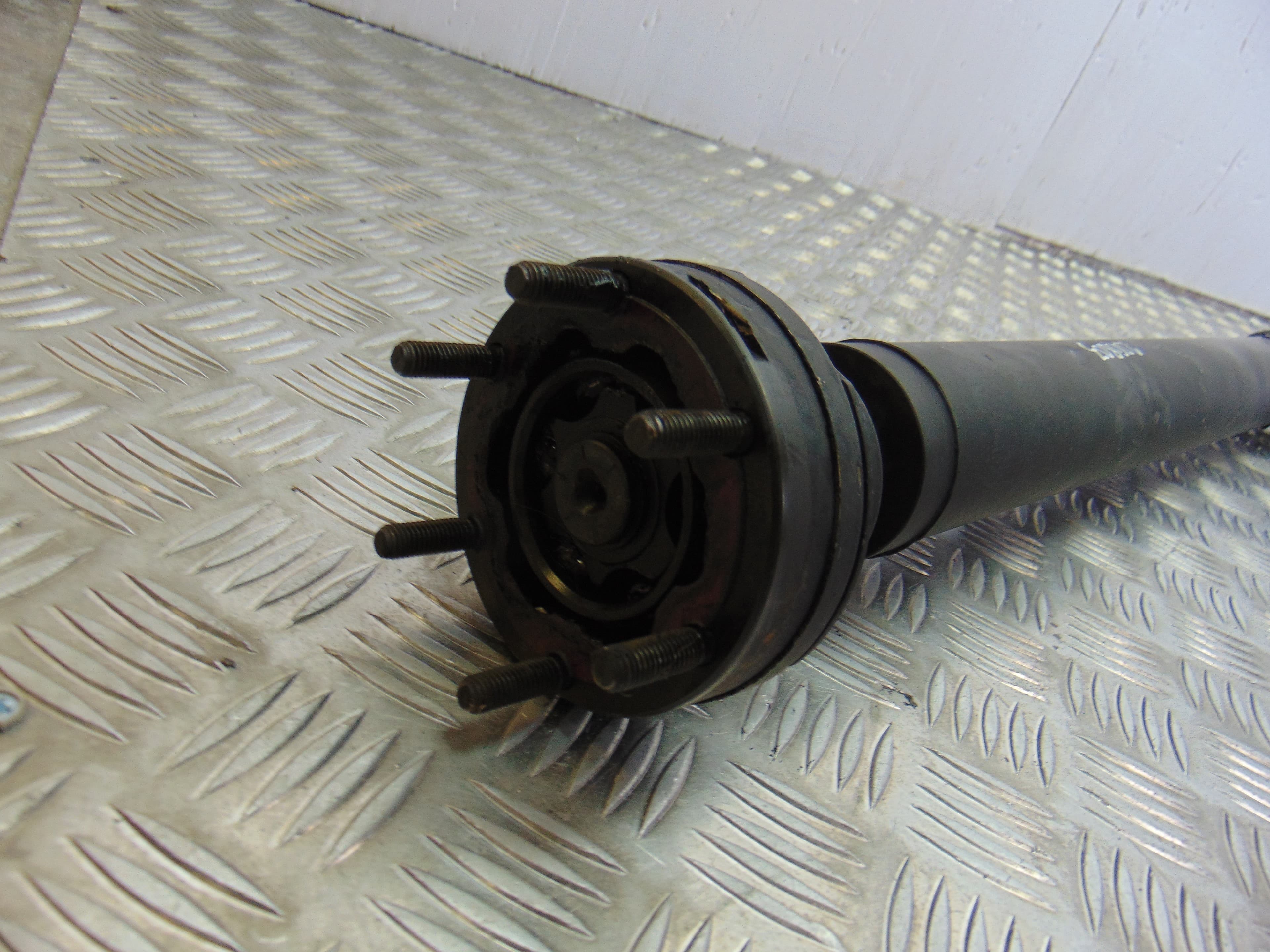 Transmision central, BMW Serie 5 Berlina (E39) 525i 2001 usado 6