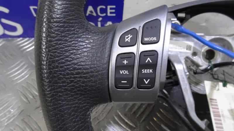 Volante, Suzuki Swift Berlina (Rs/mz) GL (5-ptas.) 2010 usado 6