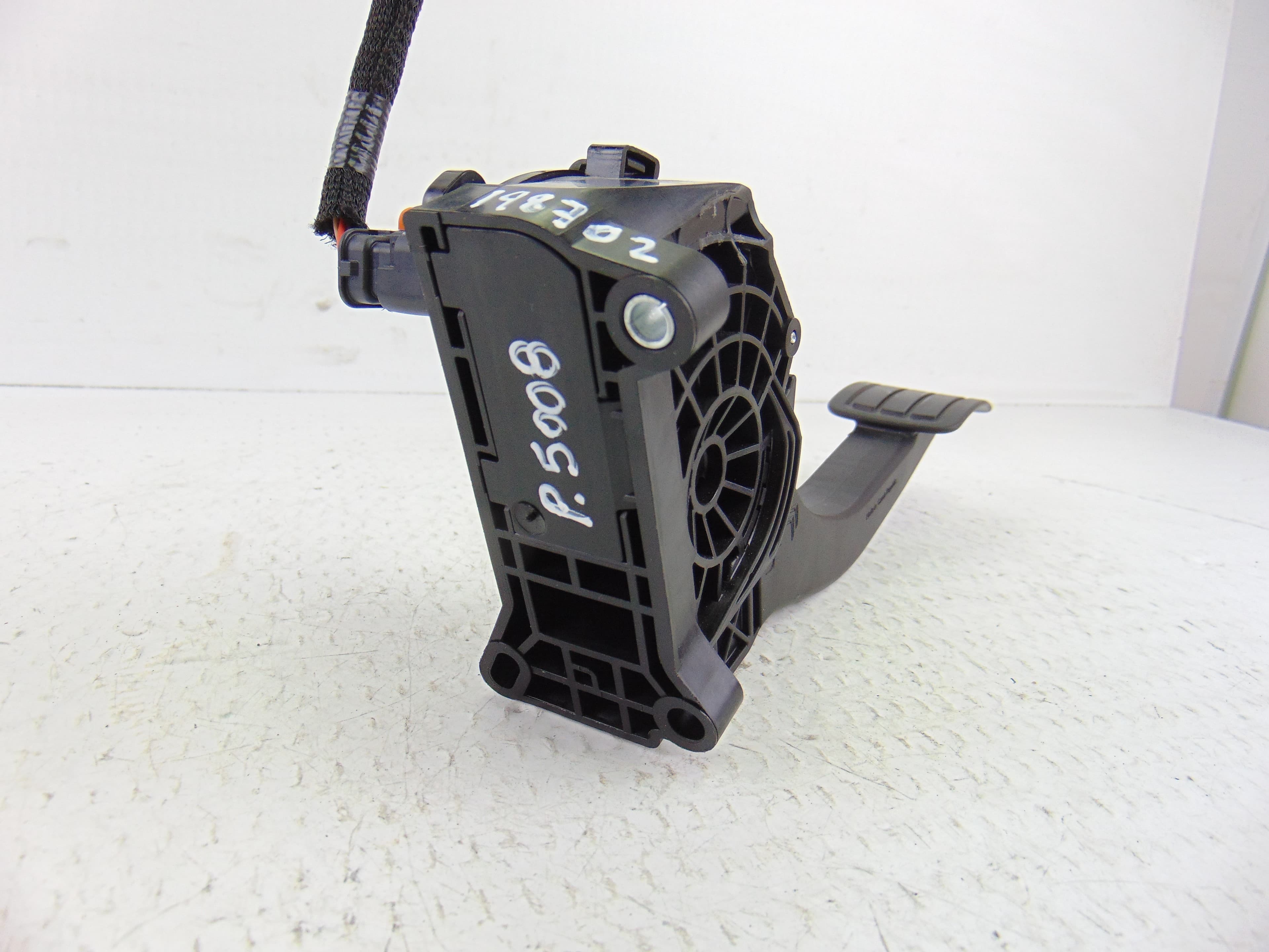 Potenciometro pedal, Peugeot 5008 Active 2017, 9836042080 nuevo 6