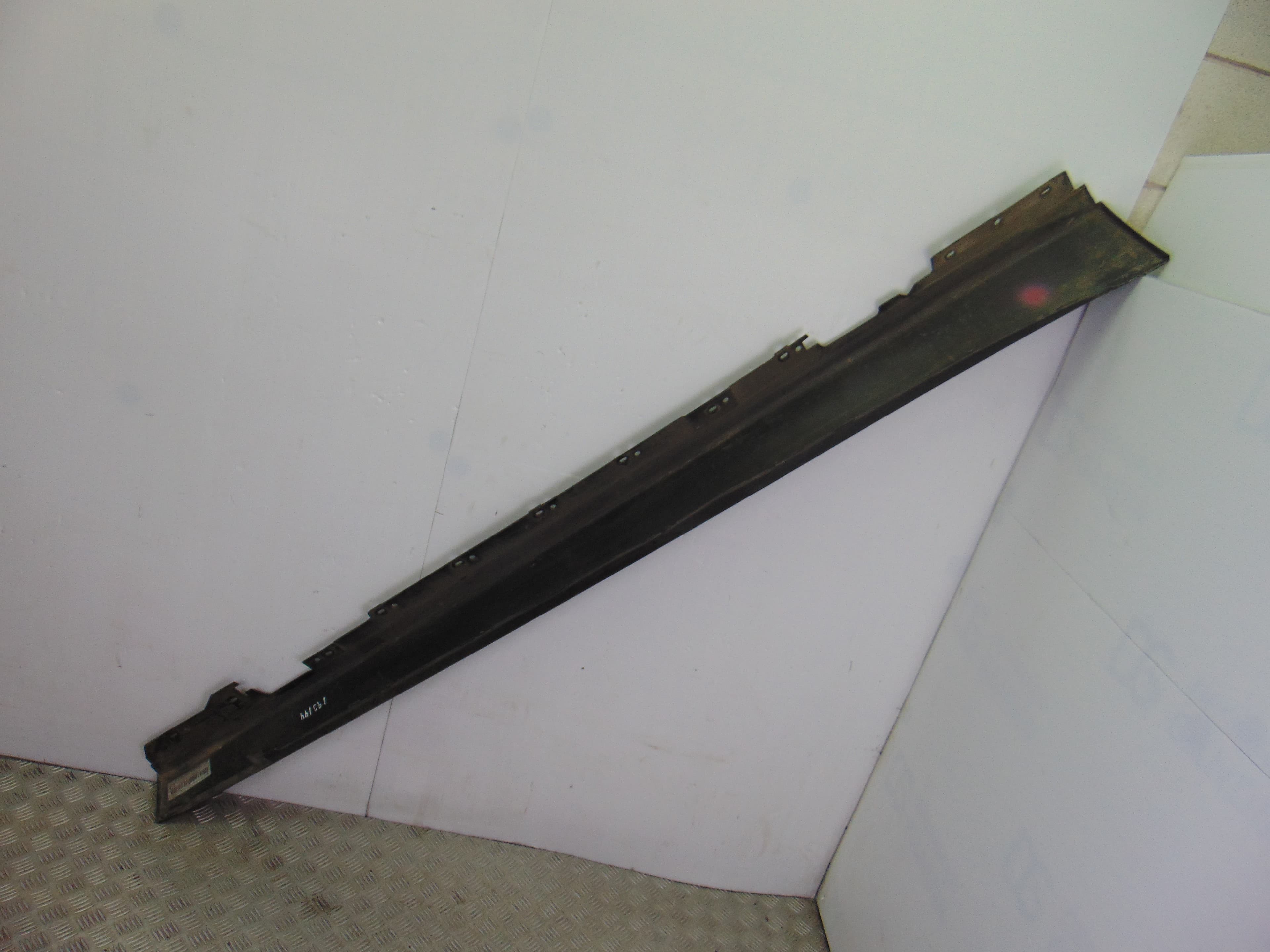 Faldon lateral, 7256911 usado 6
