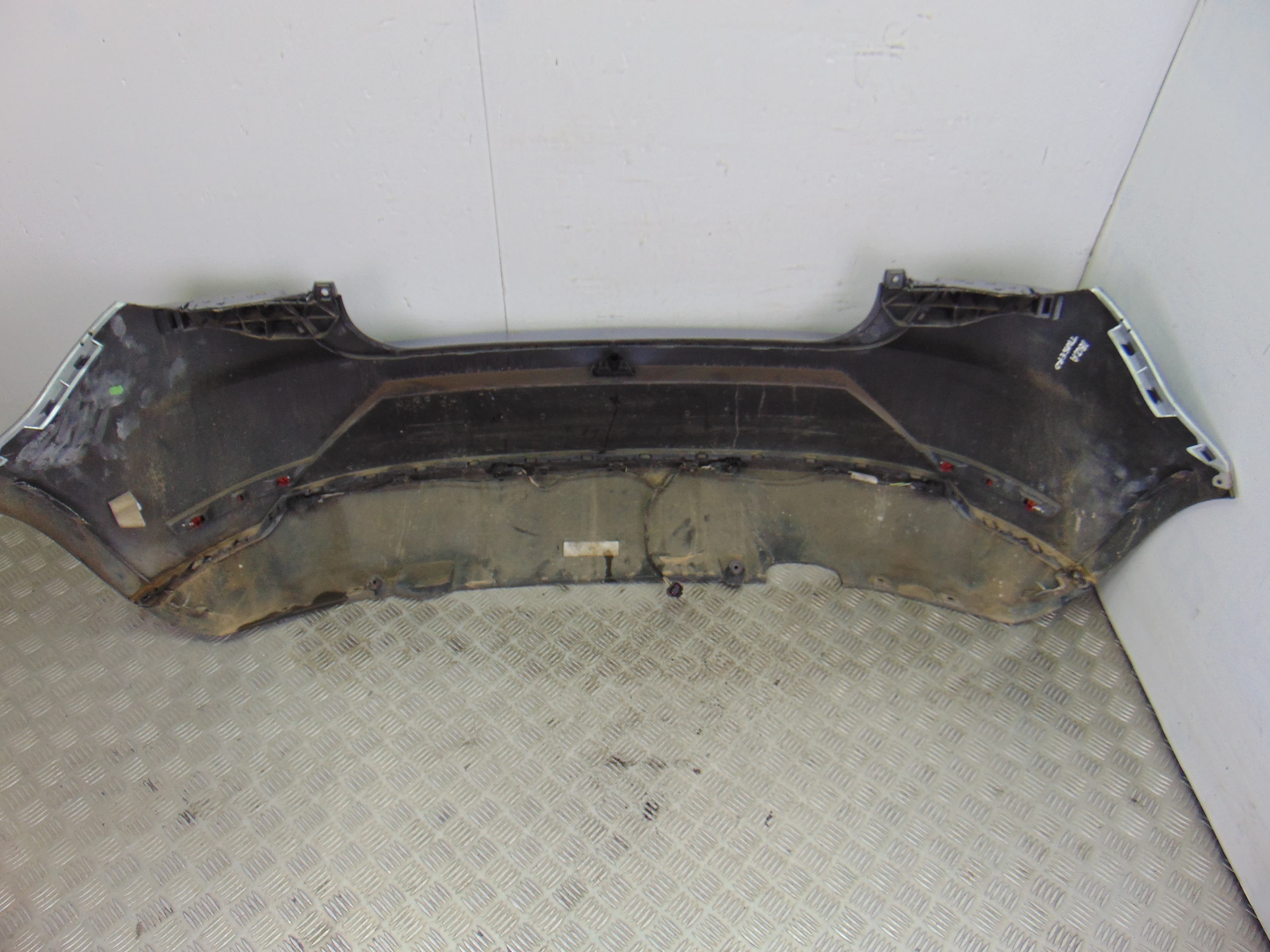 Paragolpes trasero, Seat Ibiza Sc (6P5) Style Connect 2016 usado 6