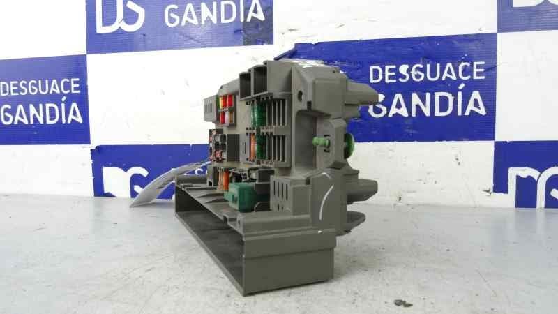 Caja reles / fusibles, 693169003 usado 6