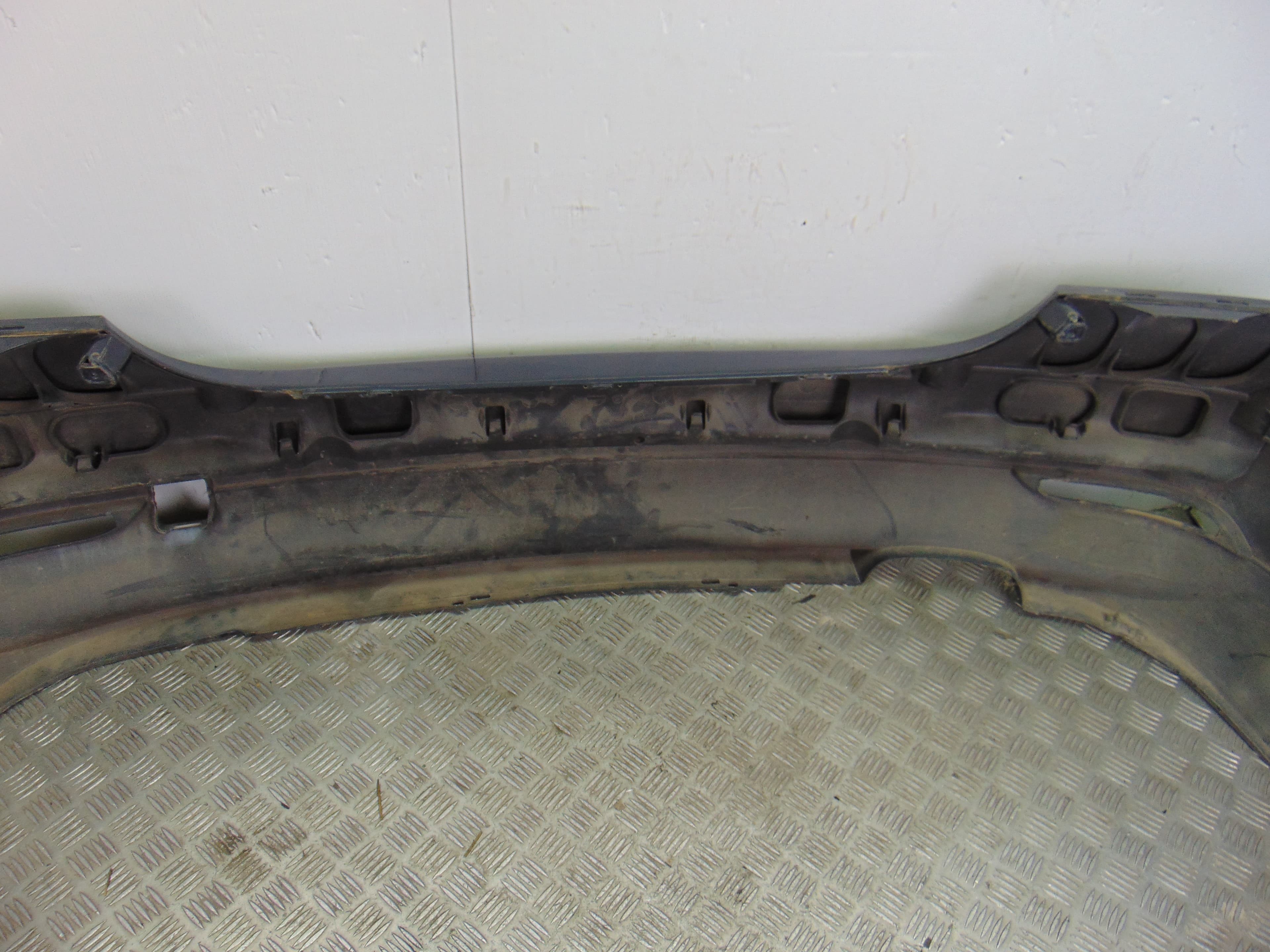 Paragolpes trasero, BMW Serie 5 Berlina (E60) 525d 2005 usado 6