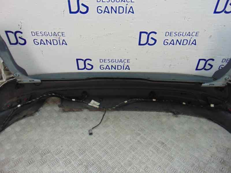 Paragolpes trasero usado 6