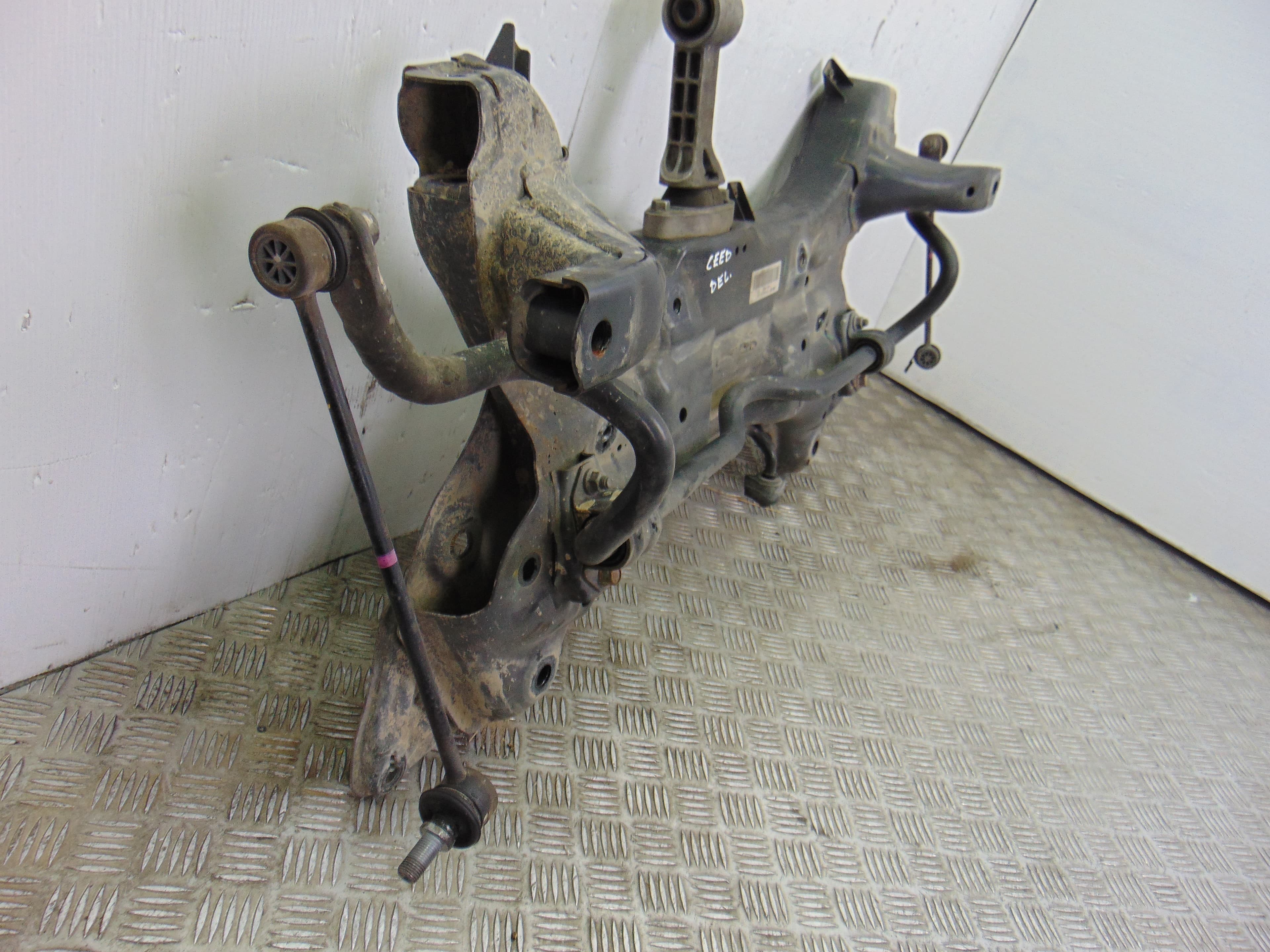 Puente delantero, Kia Ceed (Jd) Concept 2012, 62401-A6400 usado 6
