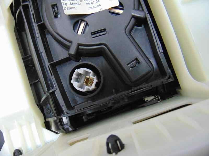 Apoyabrazos central, Audi A6 Avant (4F5) 2.7 TDI 2005 usado 7