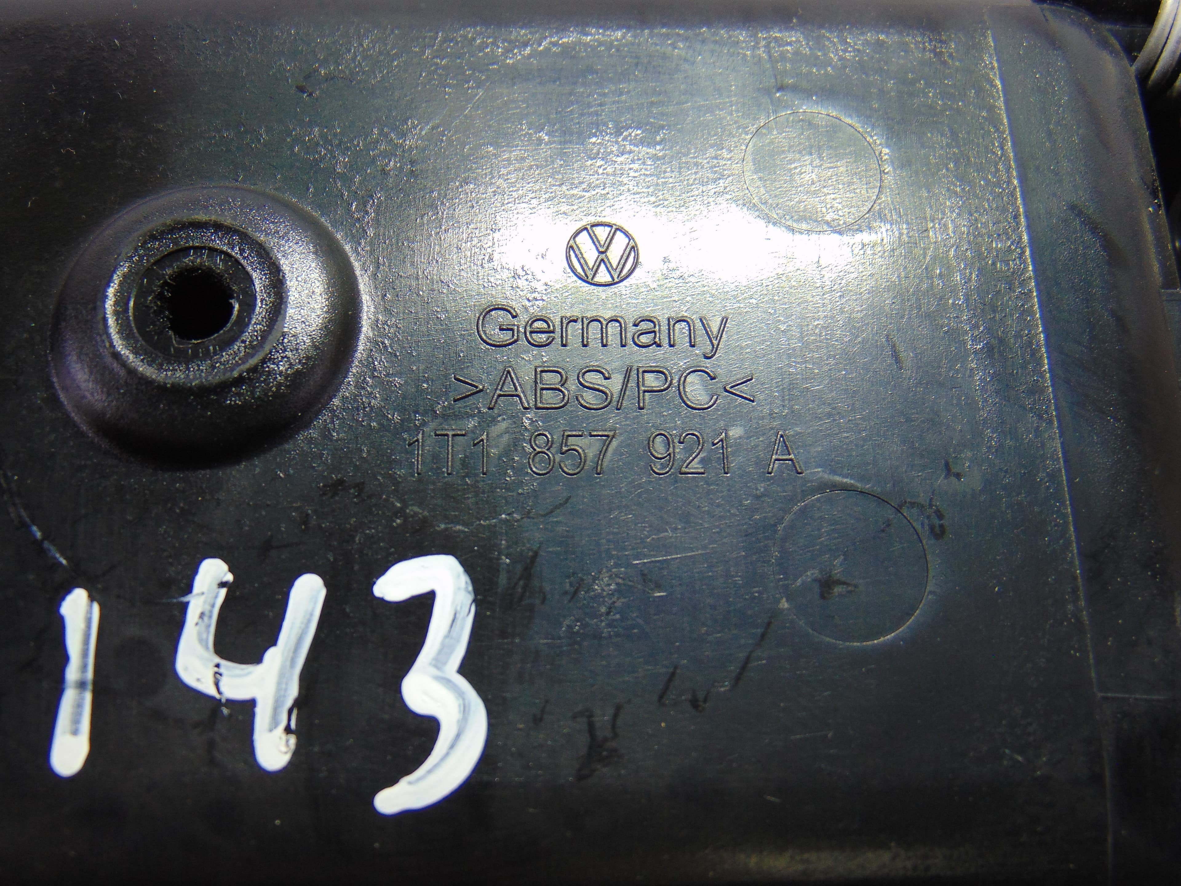 Guantera, Volkswagen Touran (1T1) Trendline 2004, 1T1857291B usado 7