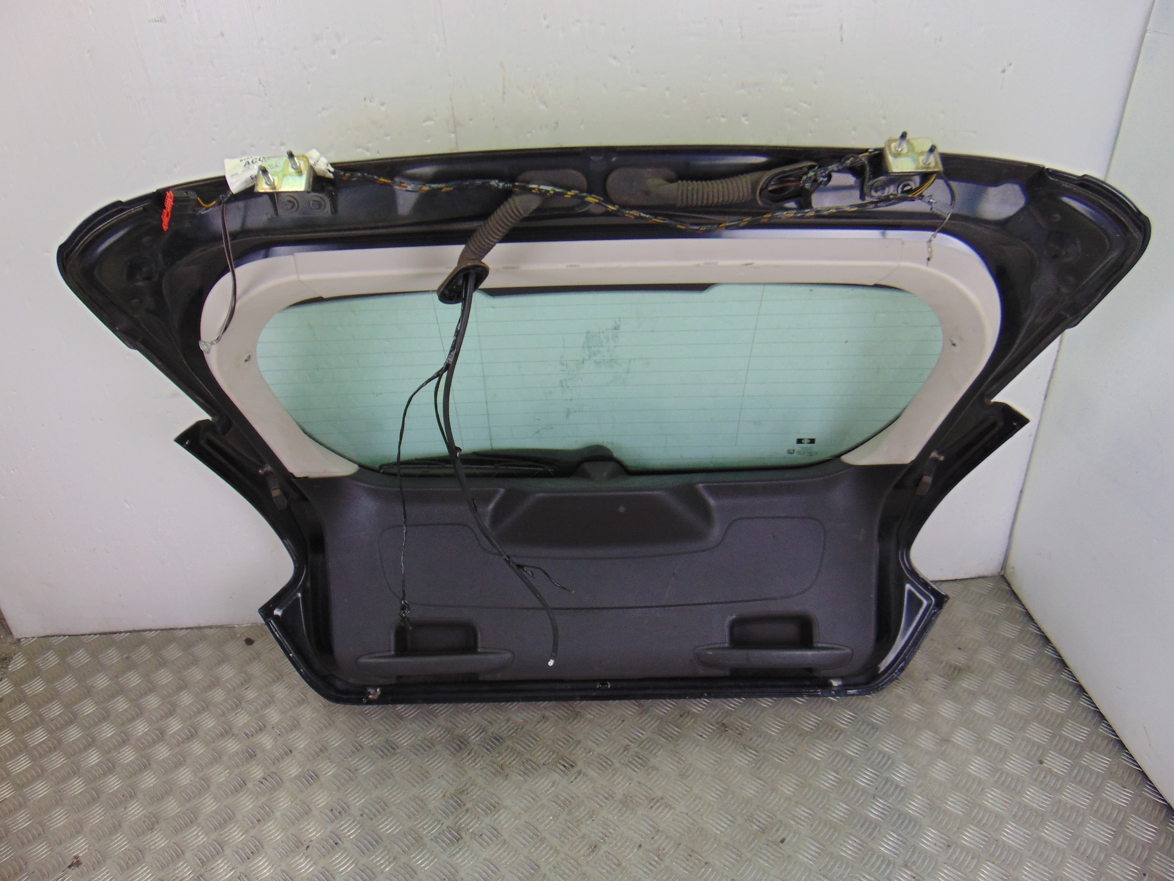 Porton trasero, Ford Focus Berlina (CB8) Trend 2011 usado 7