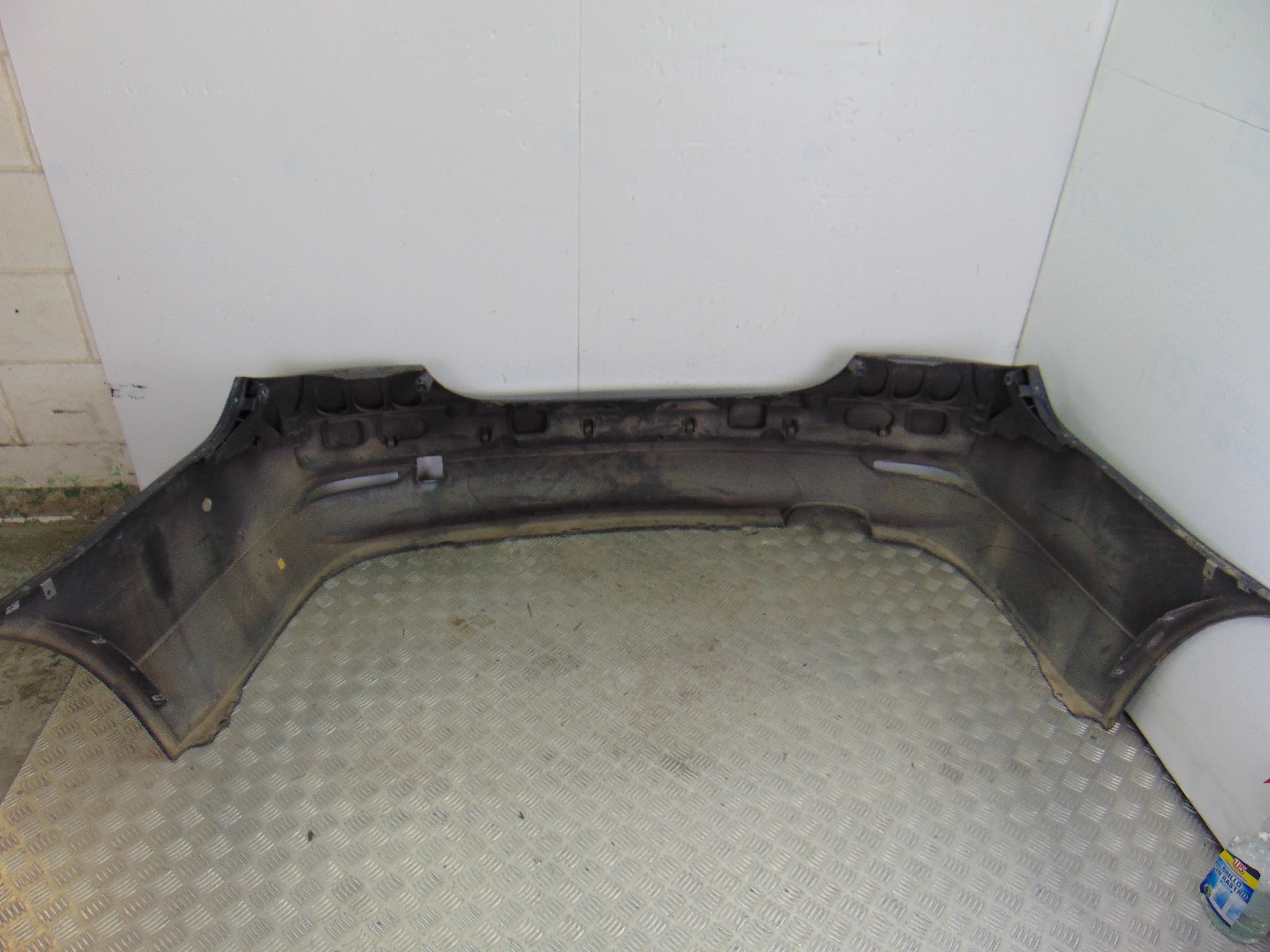 Paragolpes trasero, BMW Serie 5 Berlina (E60) 525d 2005 usado 7