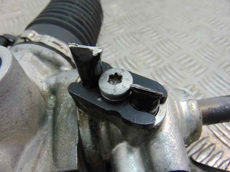 Cremallera direccion, Citroen C5 Berlina 2.0 HDI SX 2002 usado 8