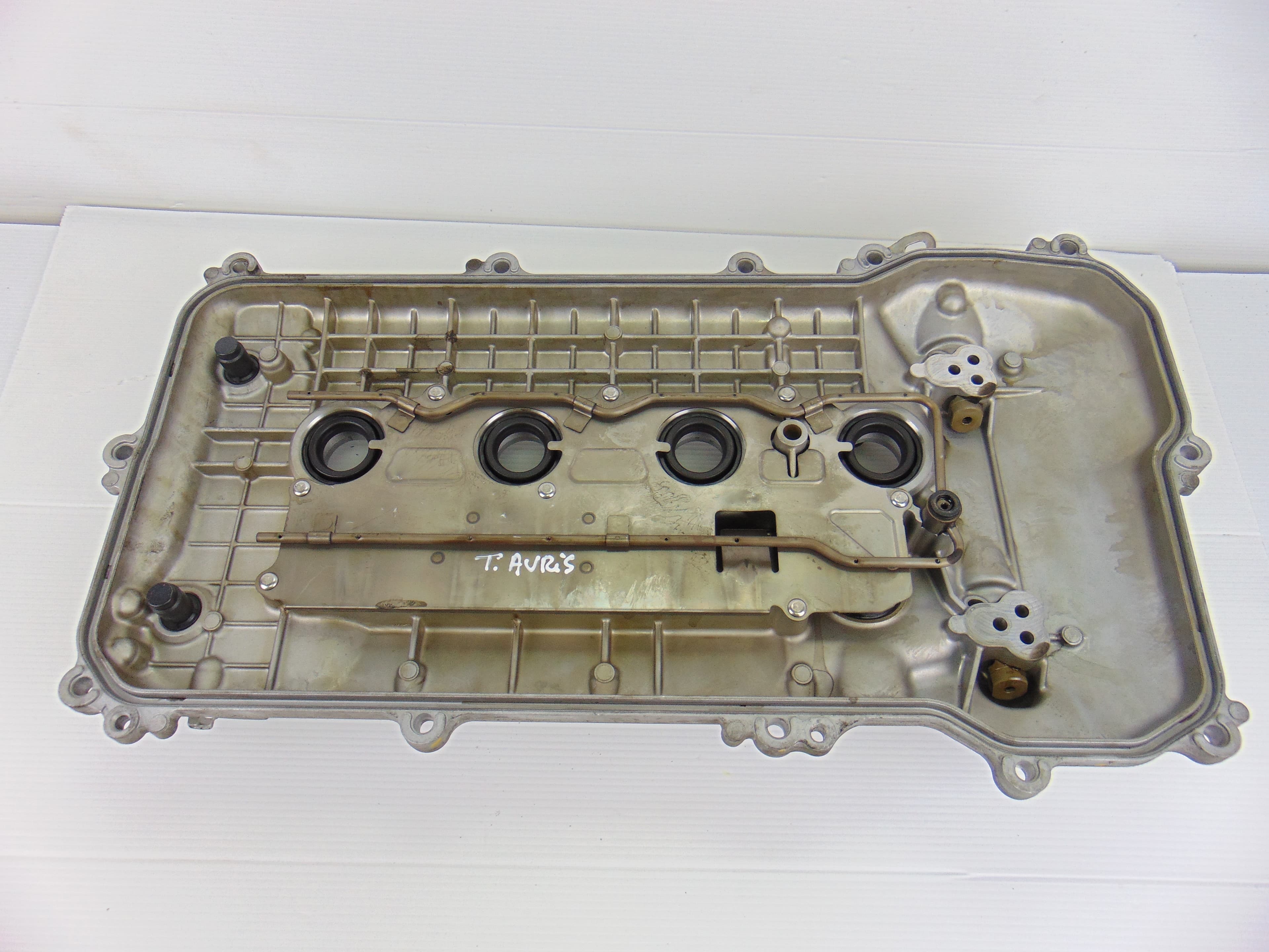 Tapa balancines, Toyota Auris (E15) Luna 2008 usado 7